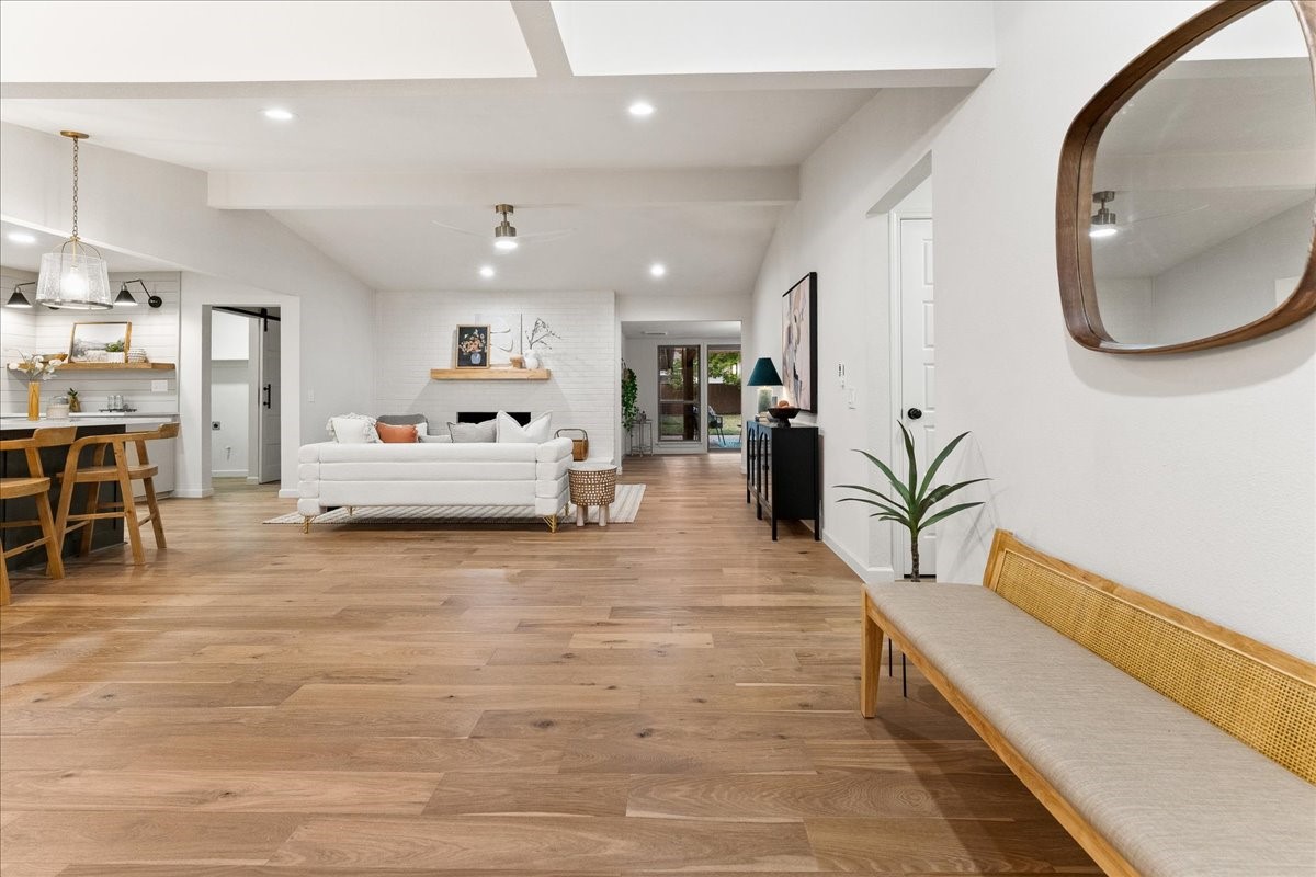 2904 Deep Valley Trail
