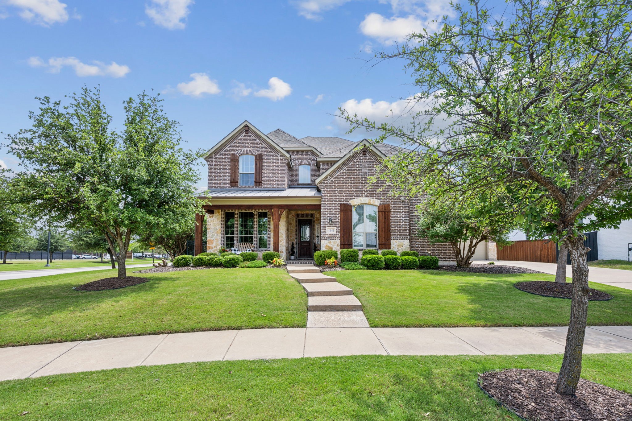 4441 Desert Willow Drive