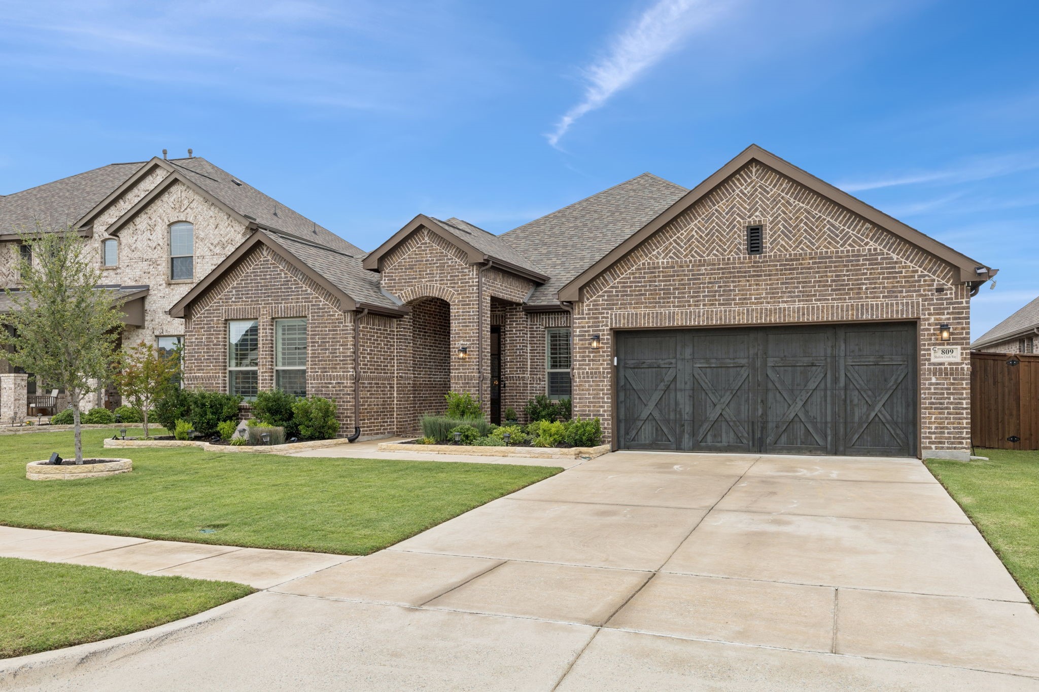 809 Shallow Creek Way