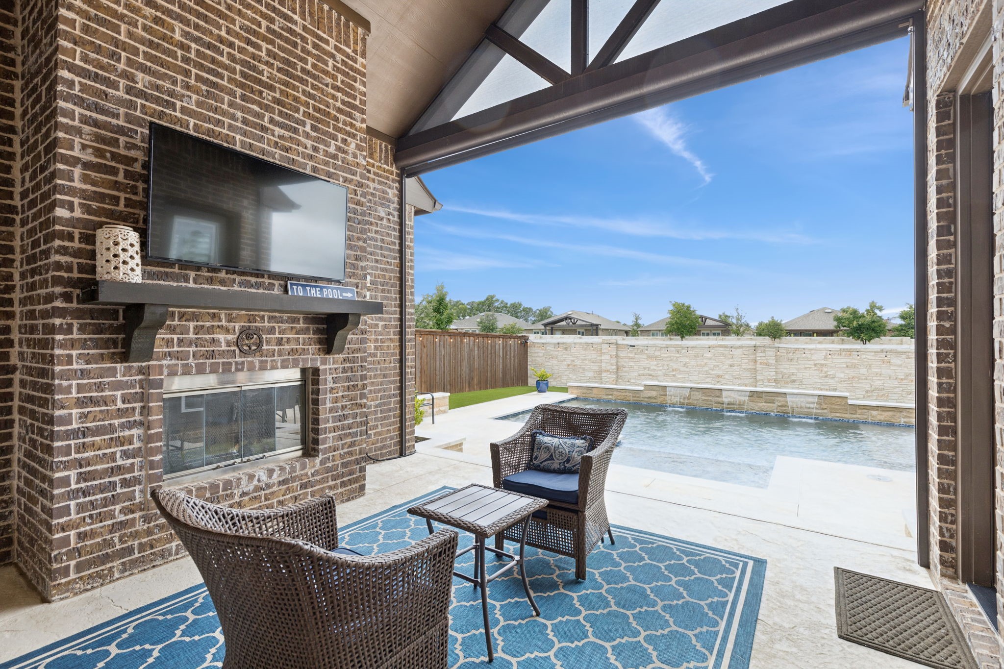 809 Shallow Creek Way