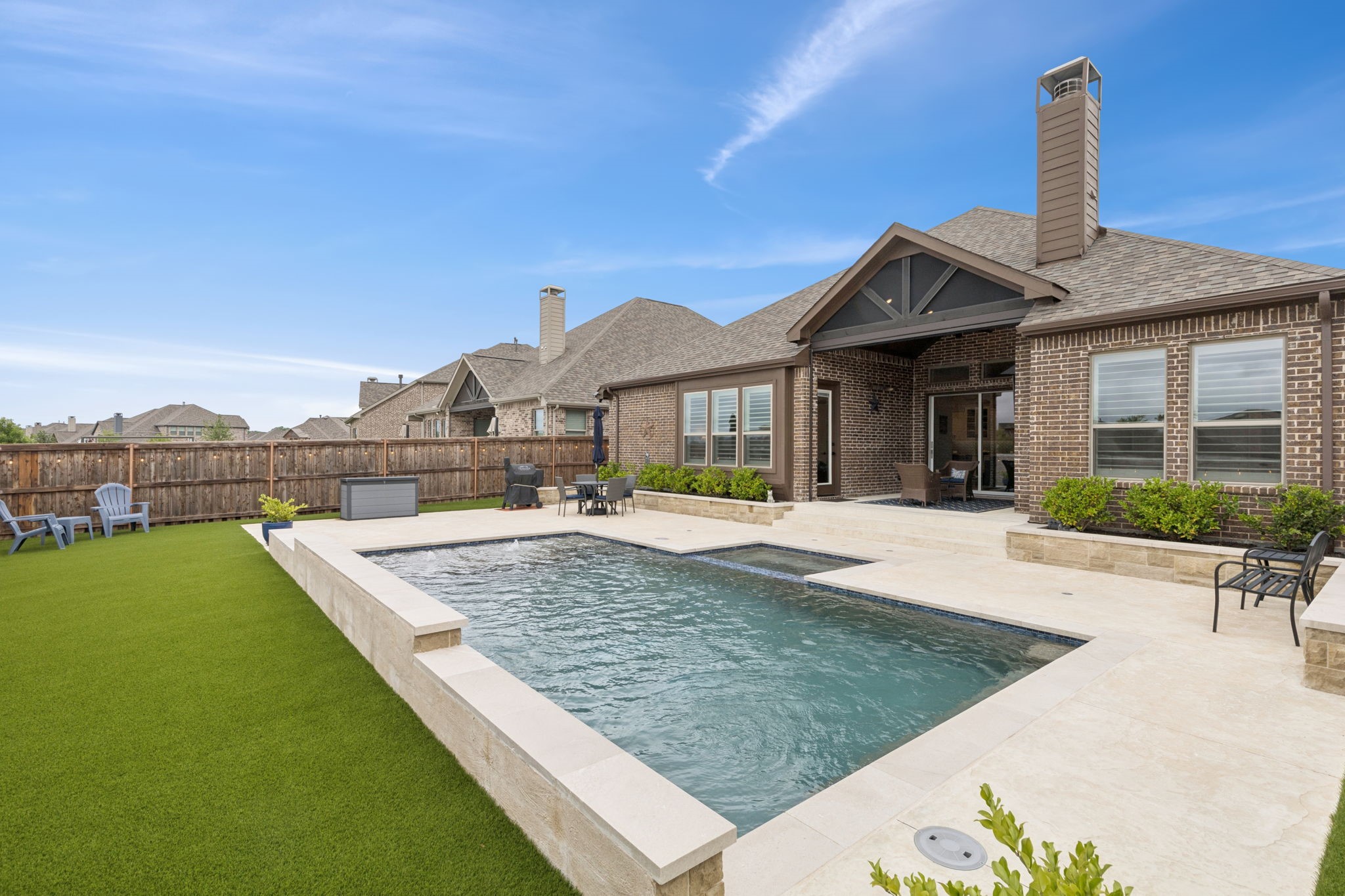 809 Shallow Creek Way