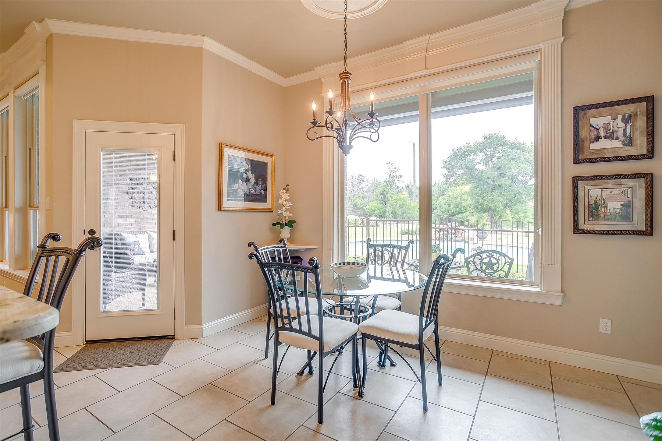 142 Meadow Arbor Drive