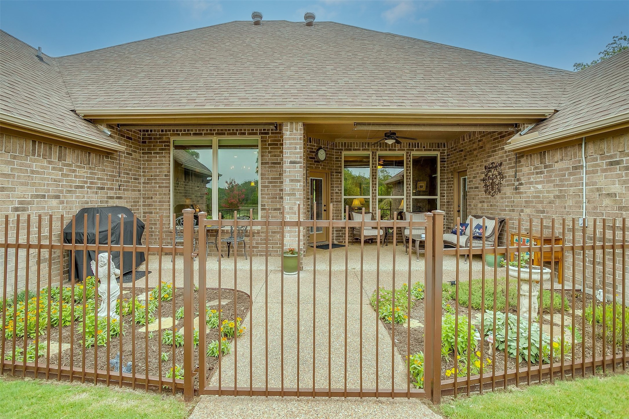 142 Meadow Arbor Drive
