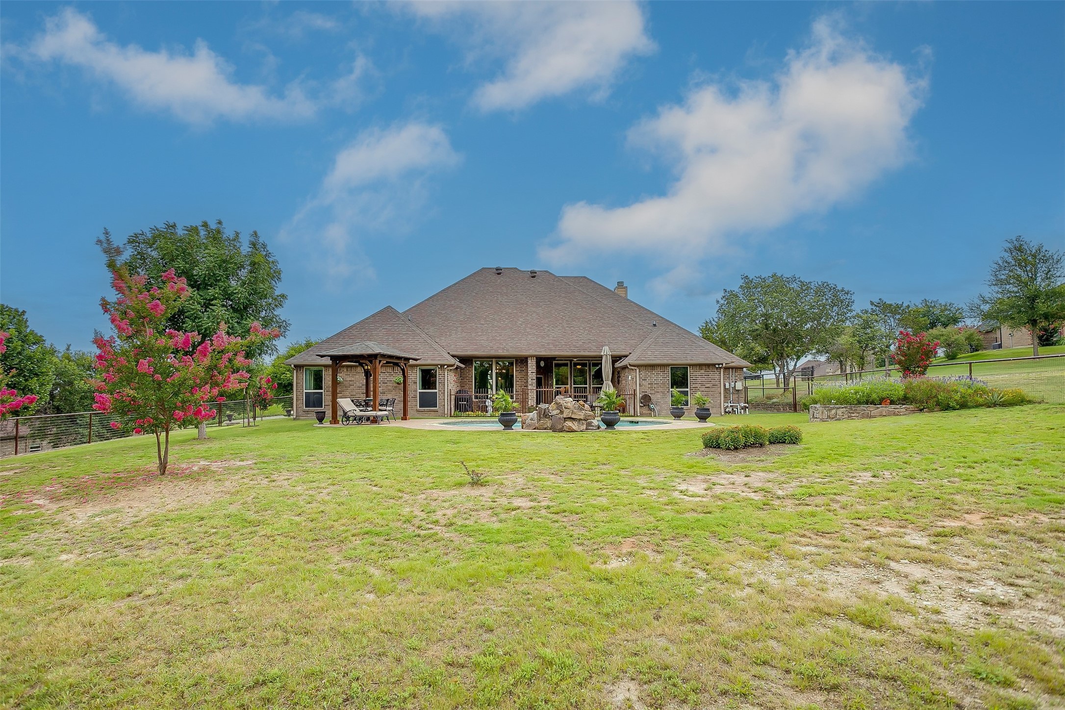 142 Meadow Arbor Drive