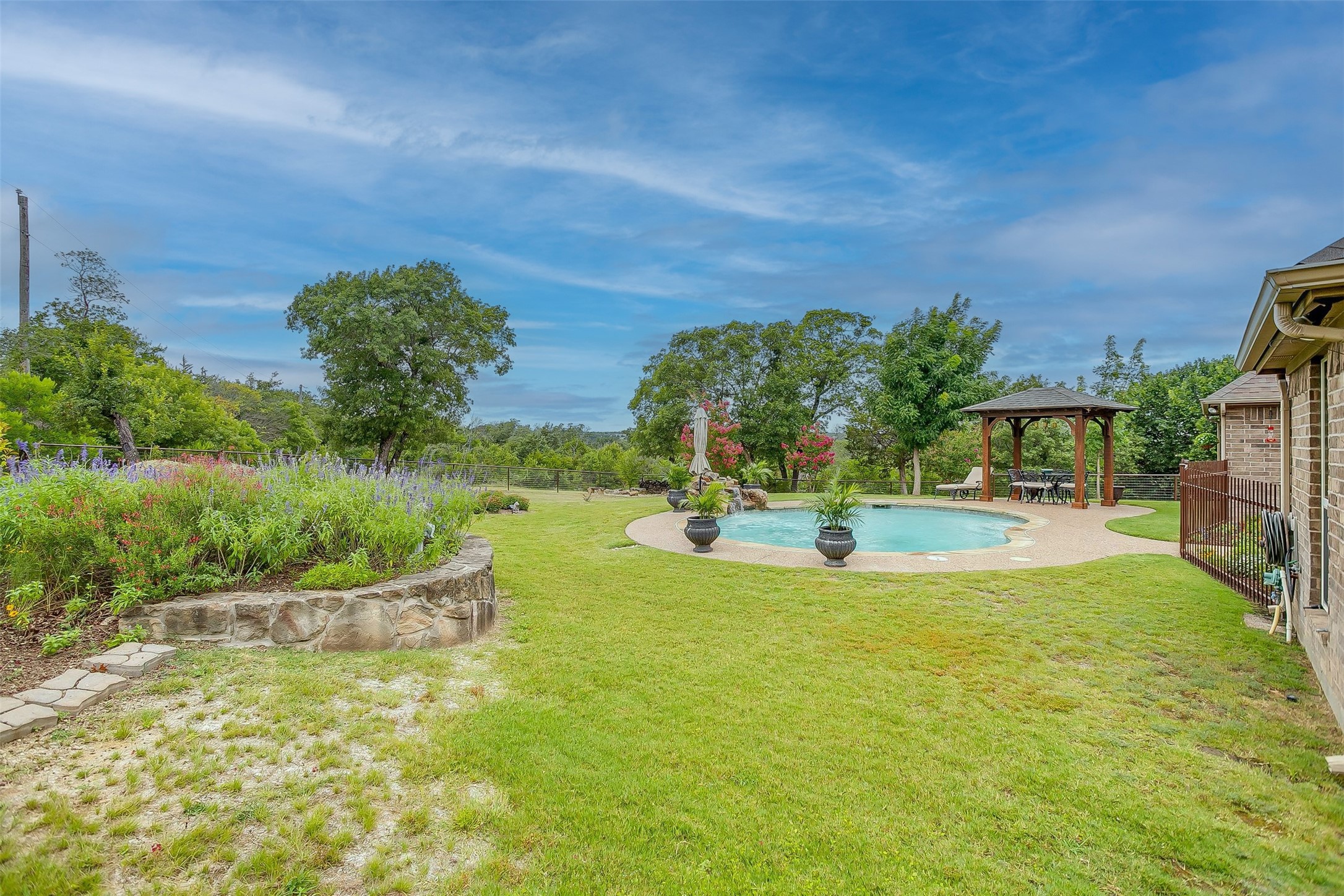 142 Meadow Arbor Drive