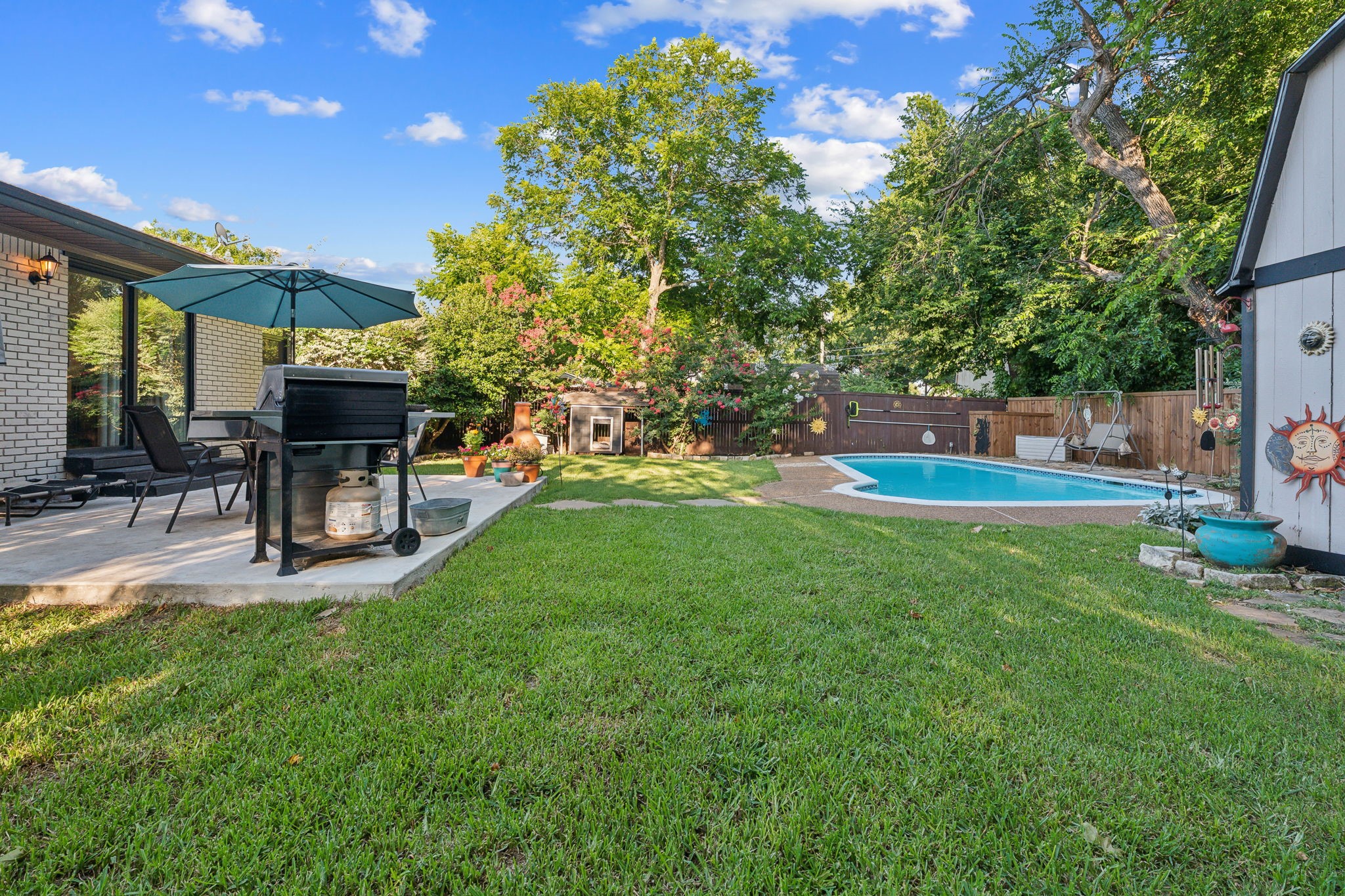 206 Allenwood Drive