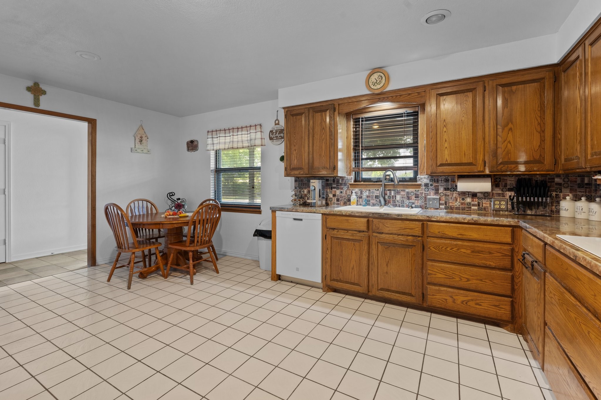 2038 Hill Top Circle