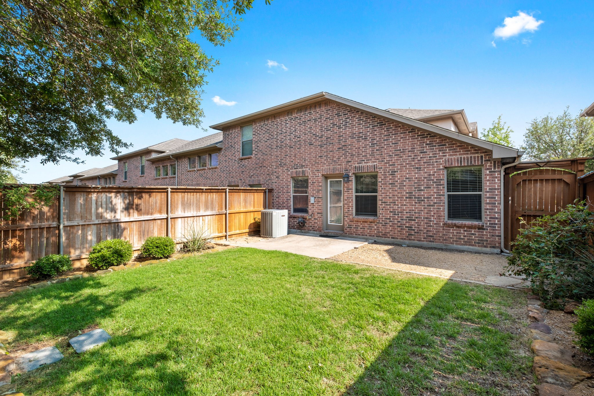1160 Landon Lane