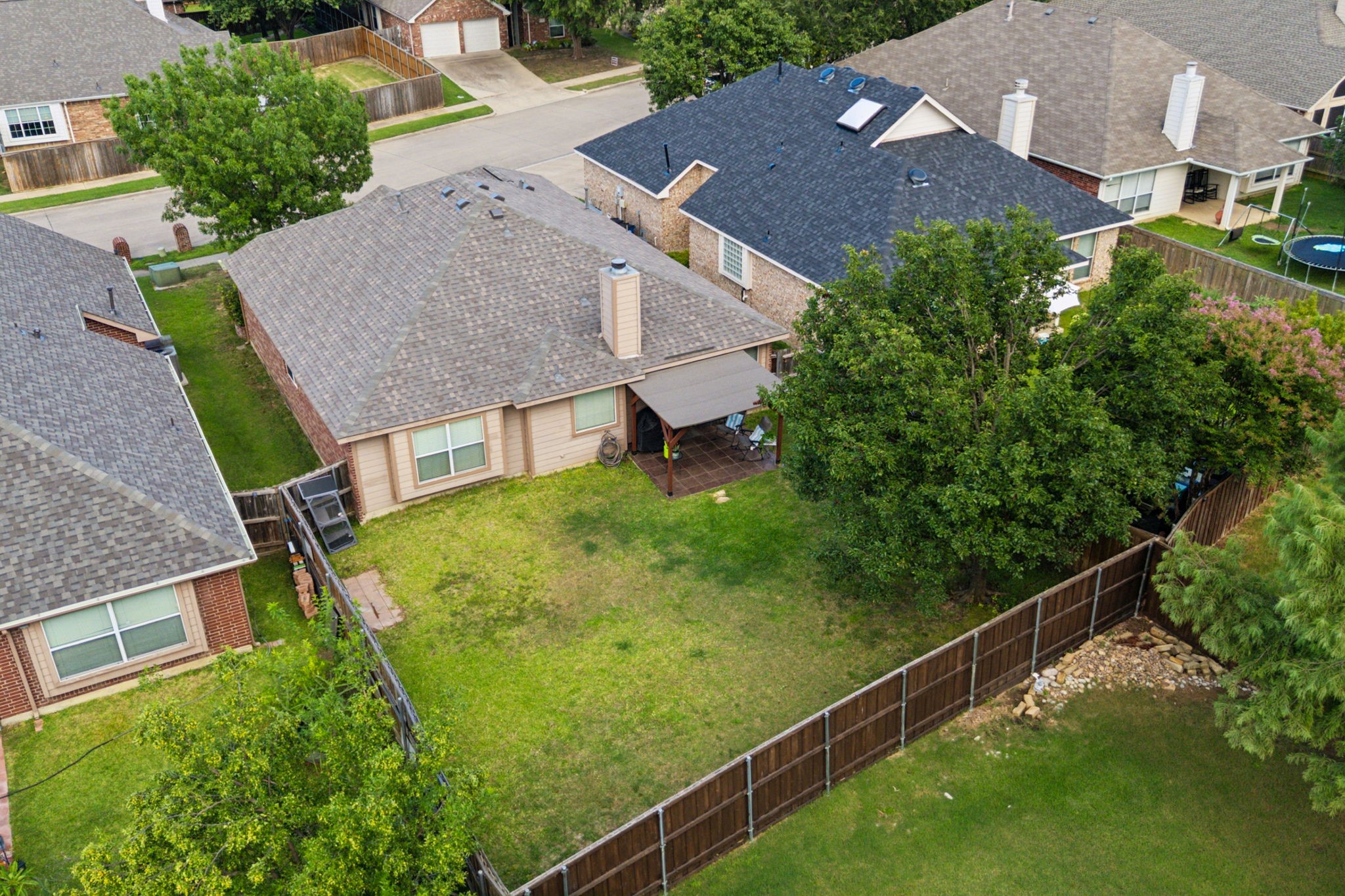 6921 Lakehurst Lane