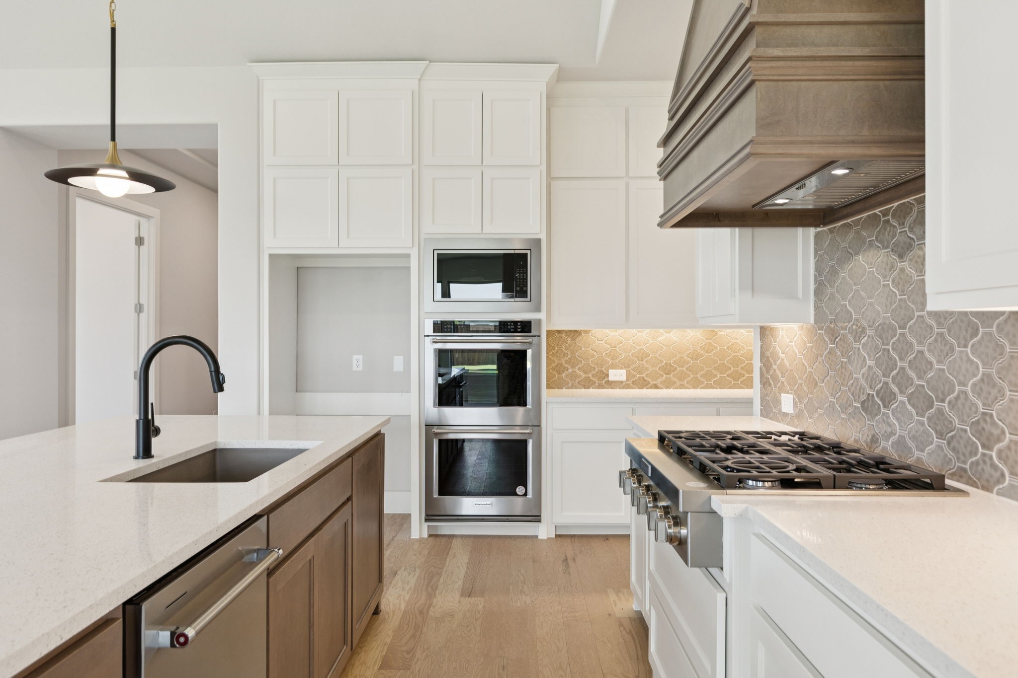 4801 Muleshoe Lane