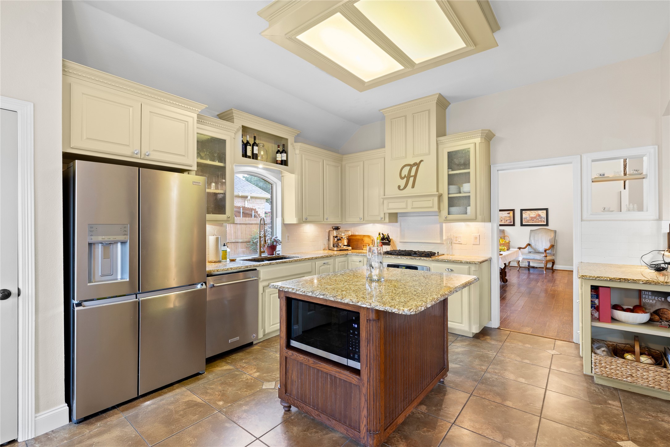 36 W Hillside Place