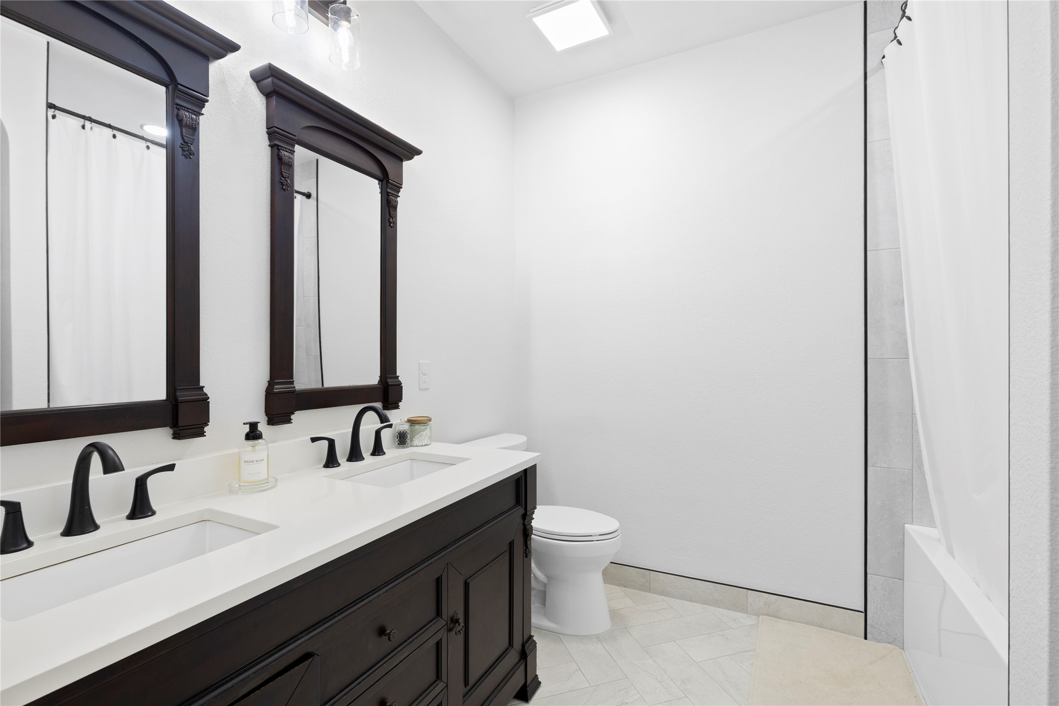 36 W Hillside Place