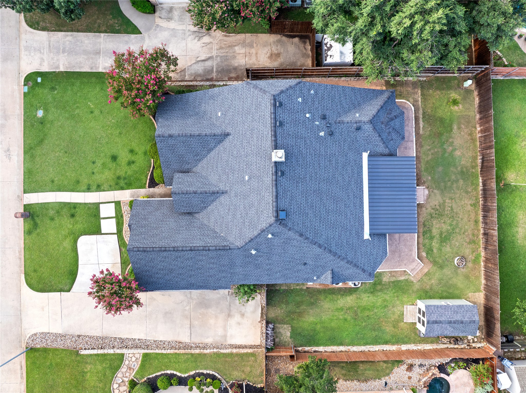 36 W Hillside Place