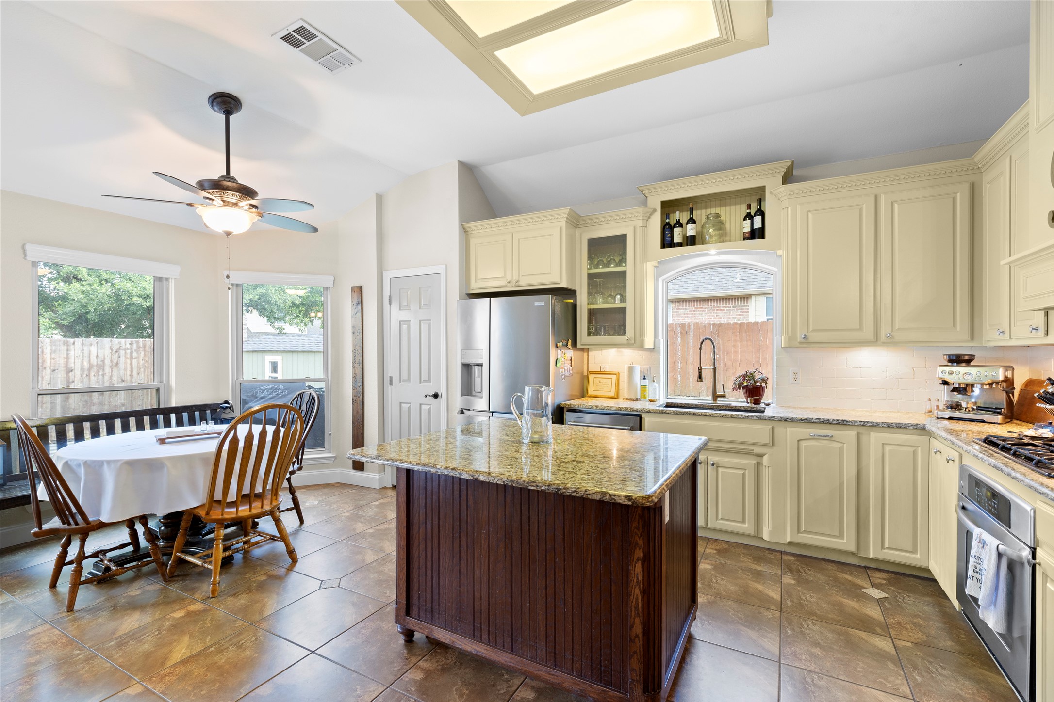 36 W Hillside Place