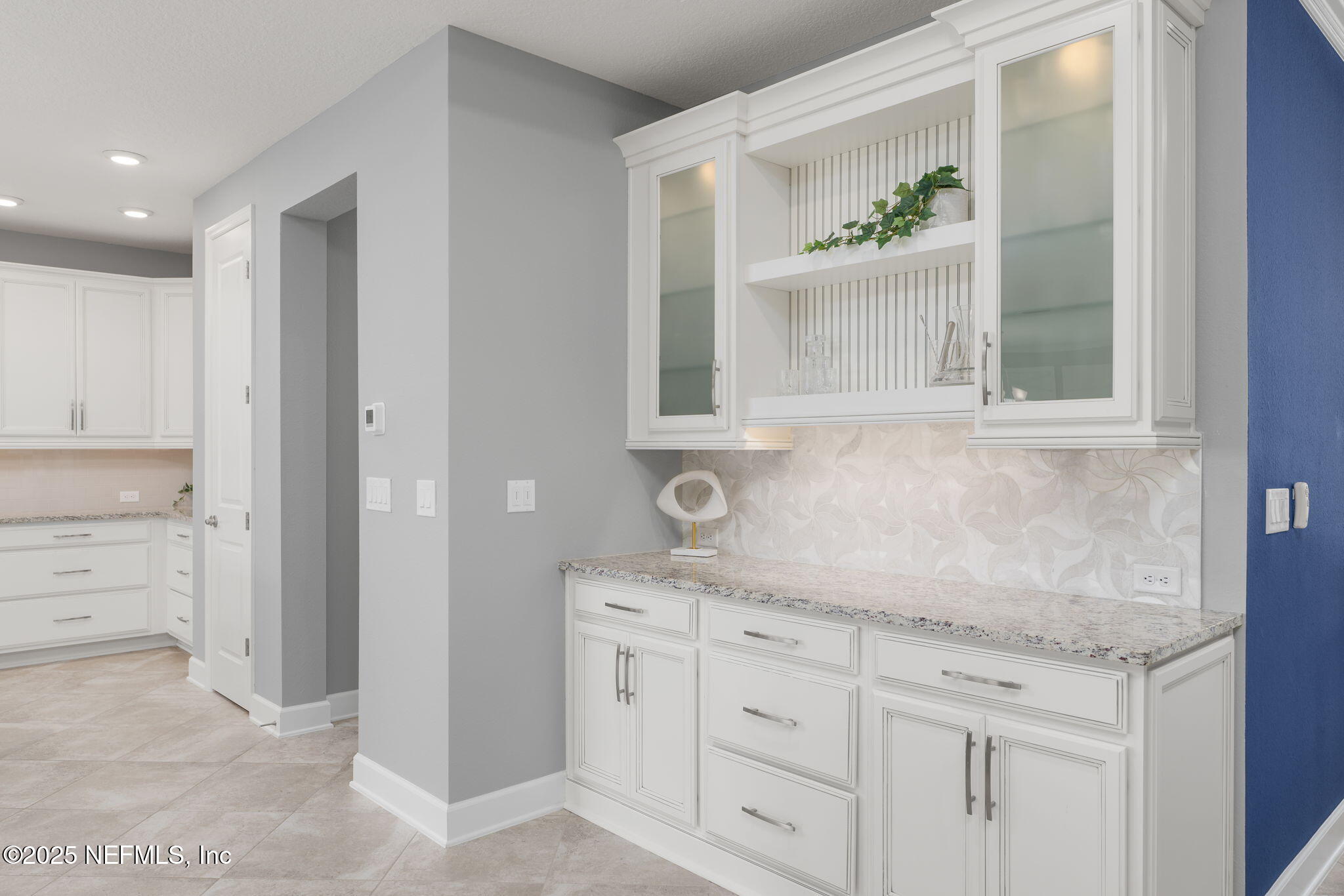 91 BLACKWELL Road, St. Johns