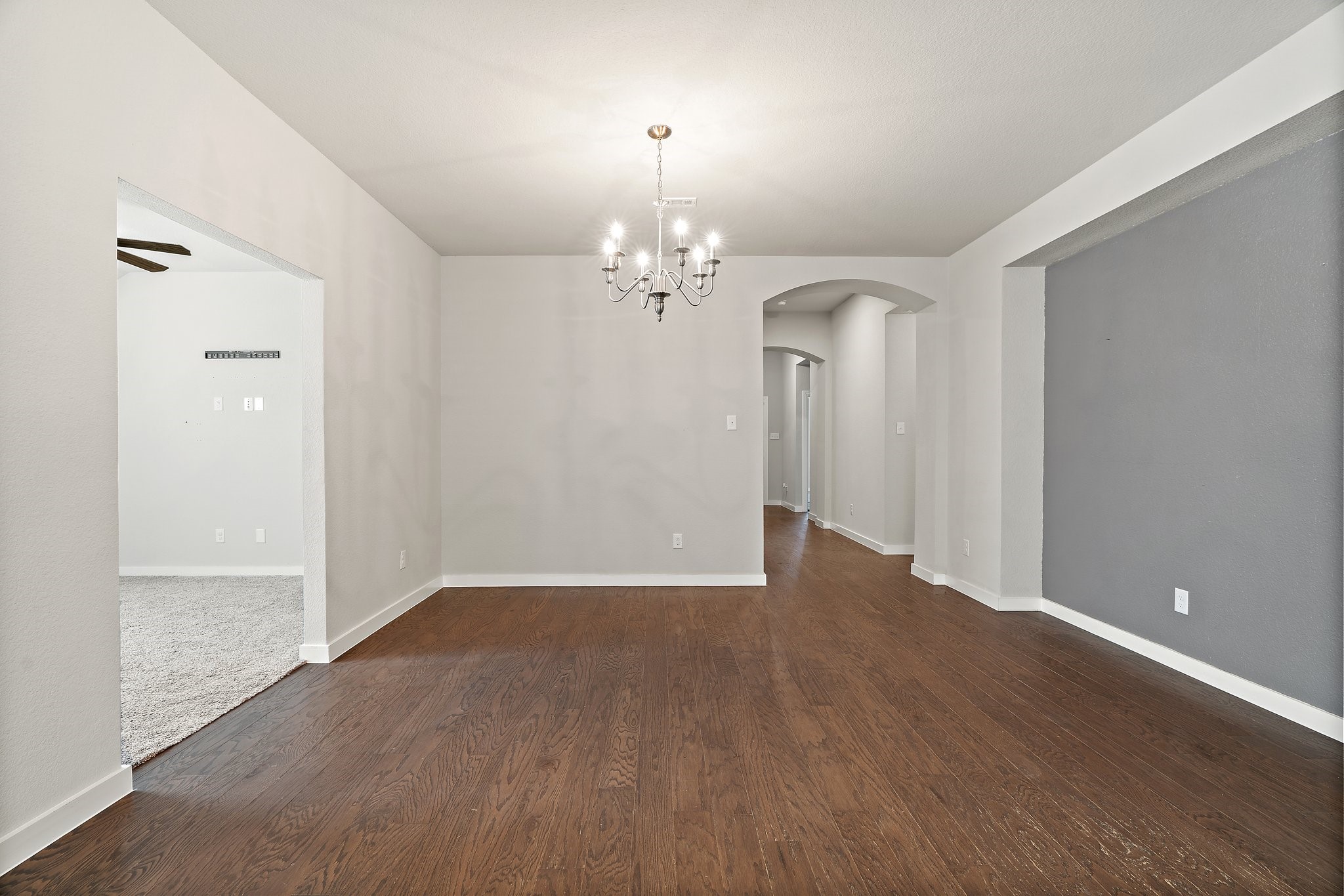 1401 Macaw Court