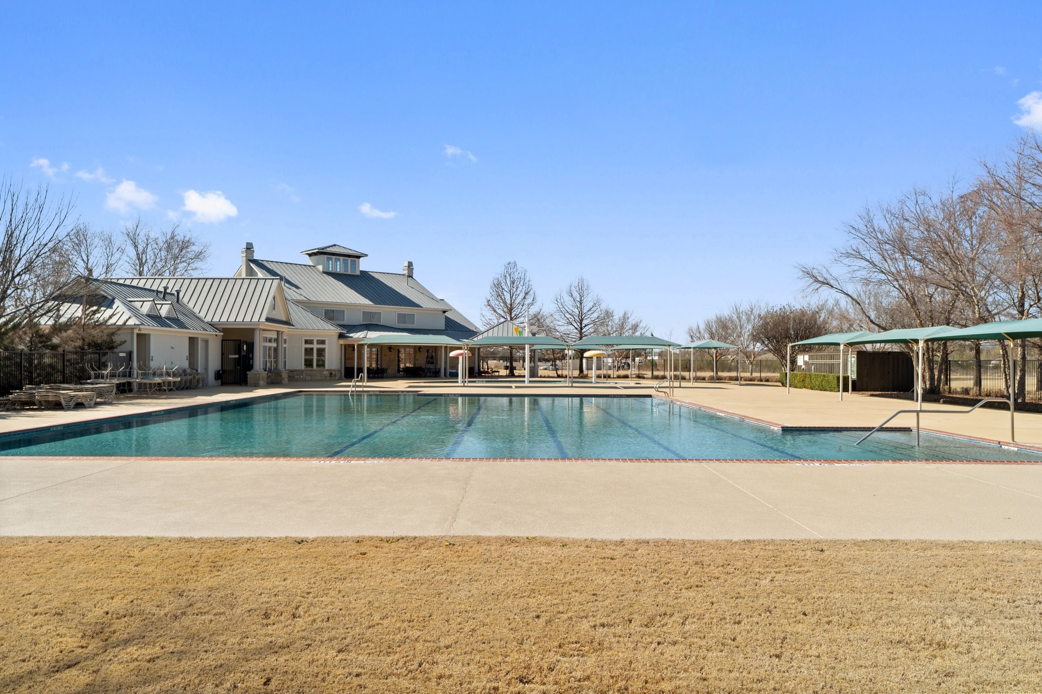 1401 Macaw Court