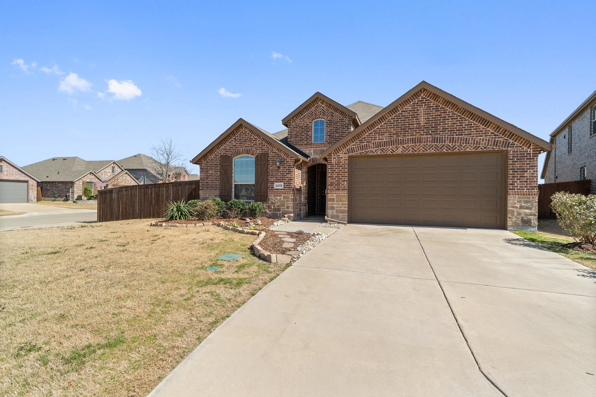 1401 Macaw Court
