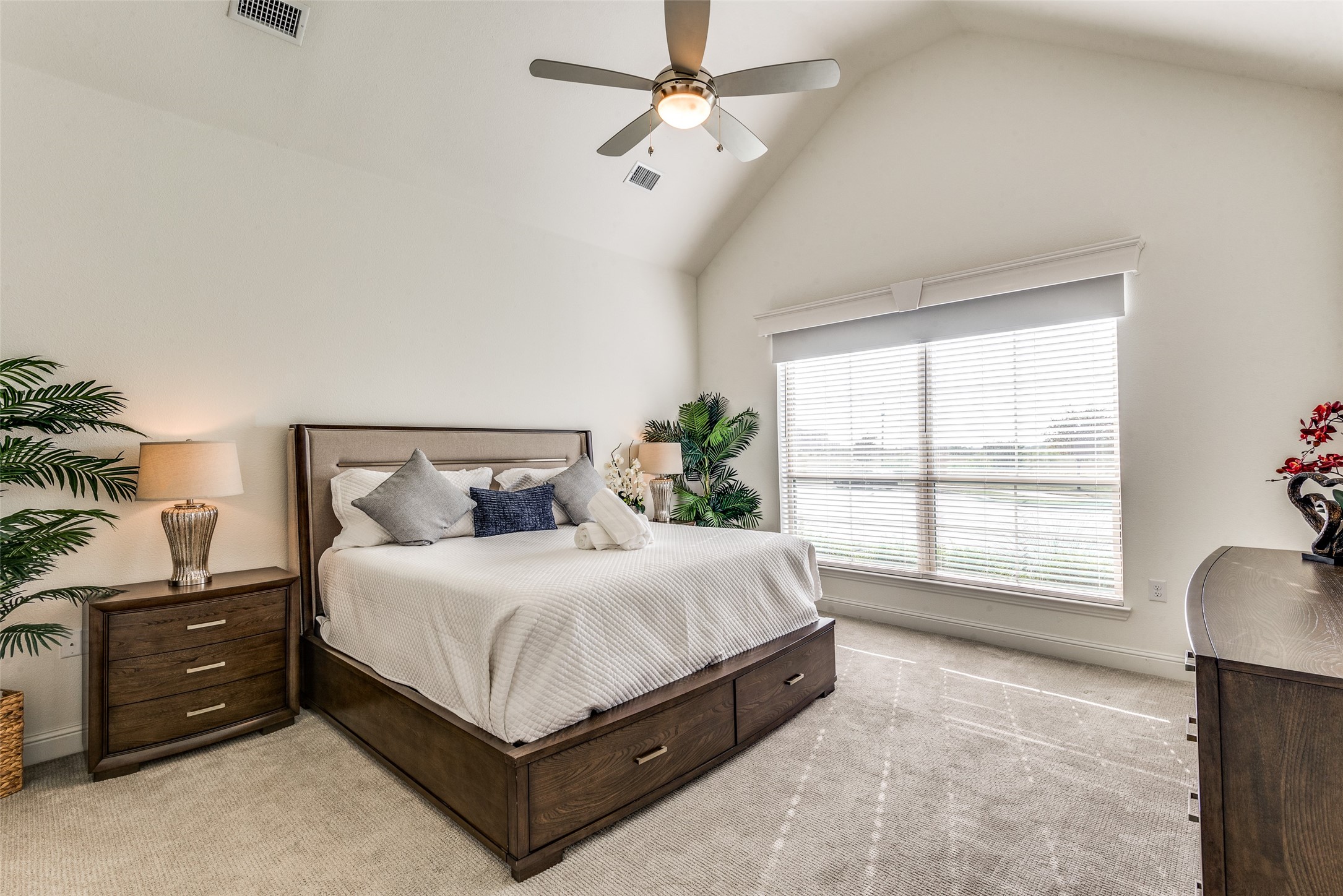 1150 Foxglove Lane