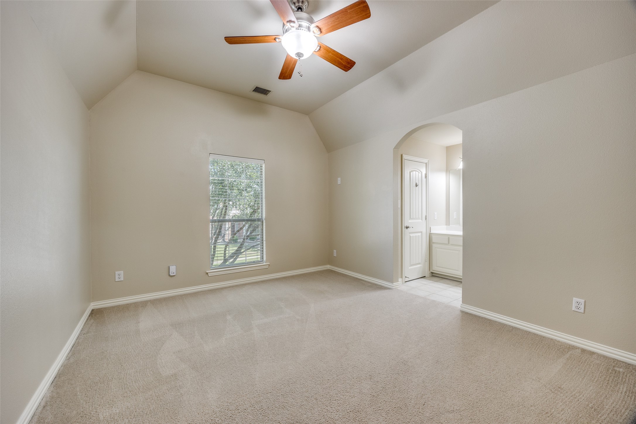 1037 Hot Springs Drive