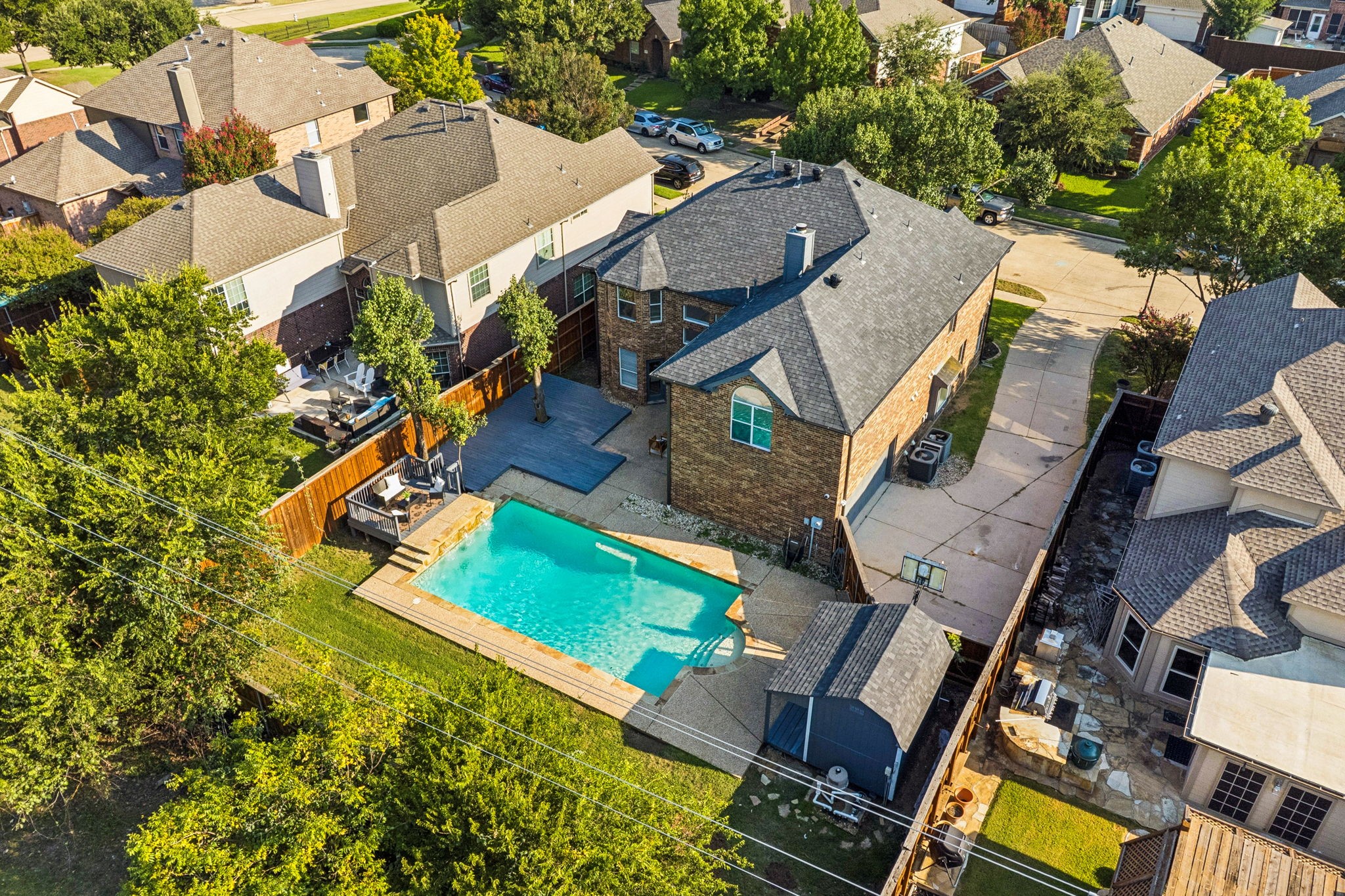 1211 Vineland Court