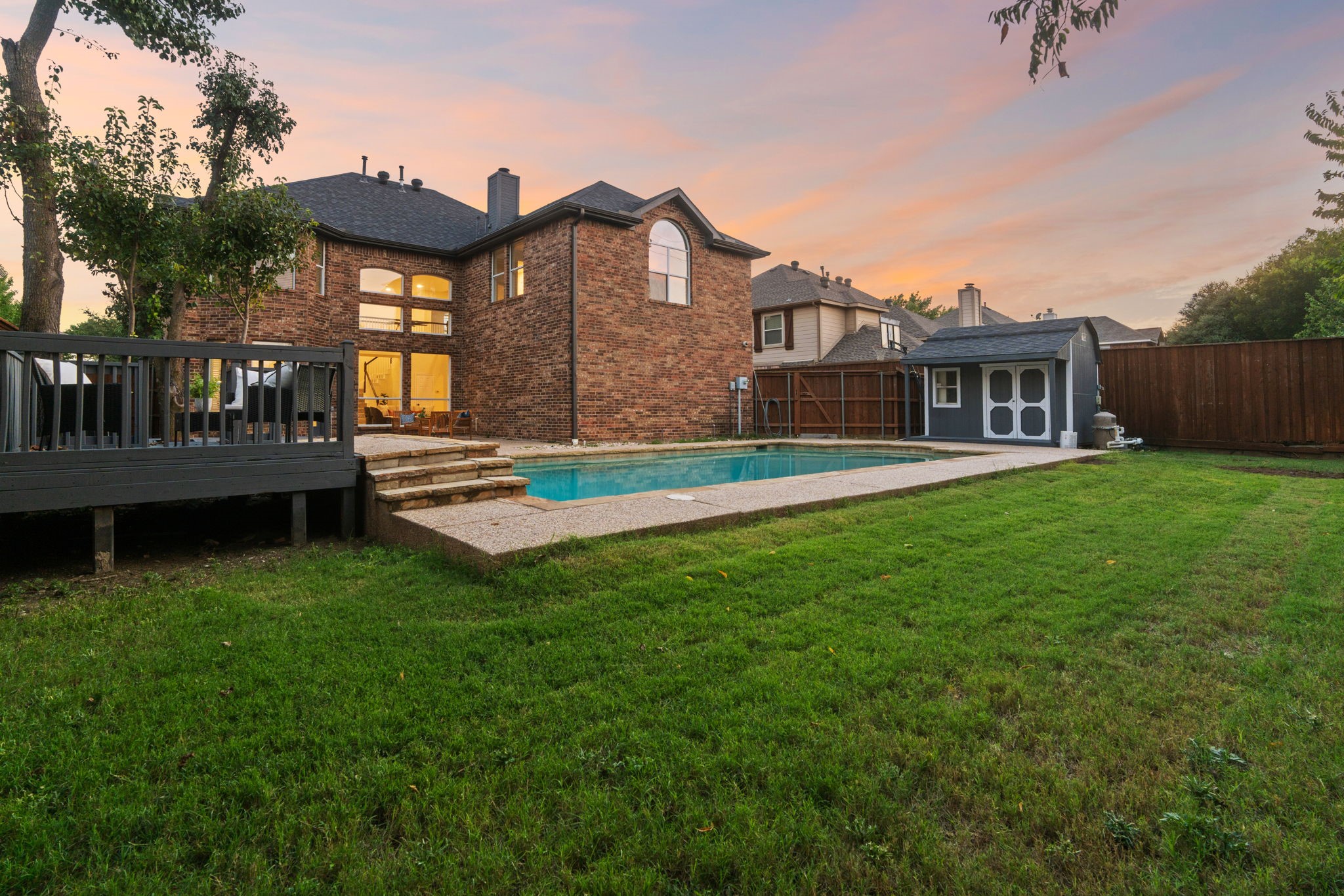 1211 Vineland Court