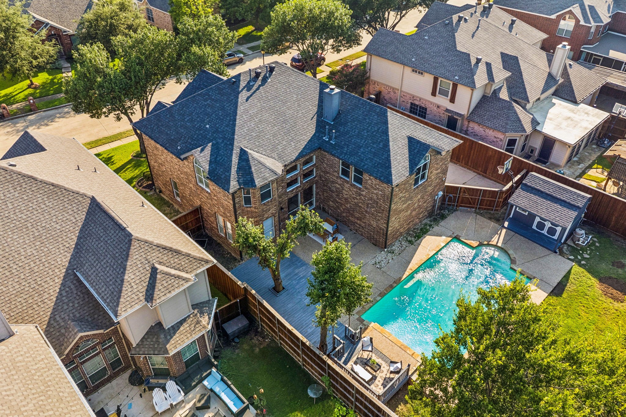 1211 Vineland Court