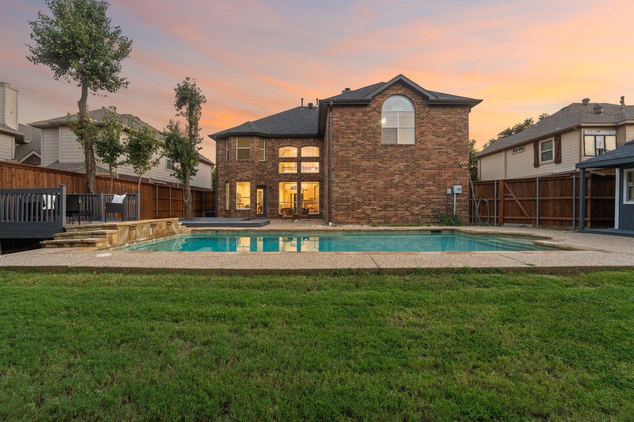 1211 Vineland Court