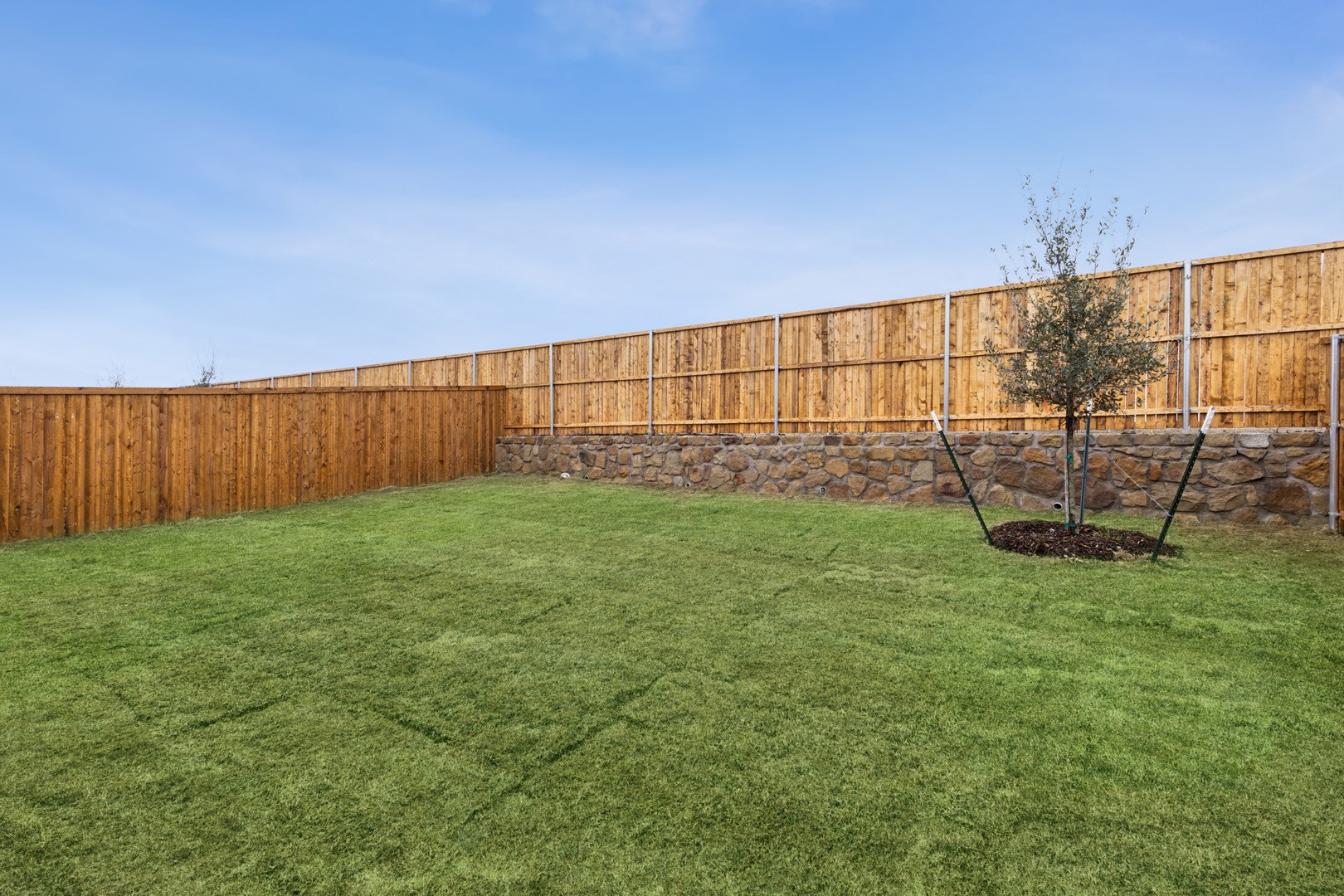 3906 Sandstone Drive