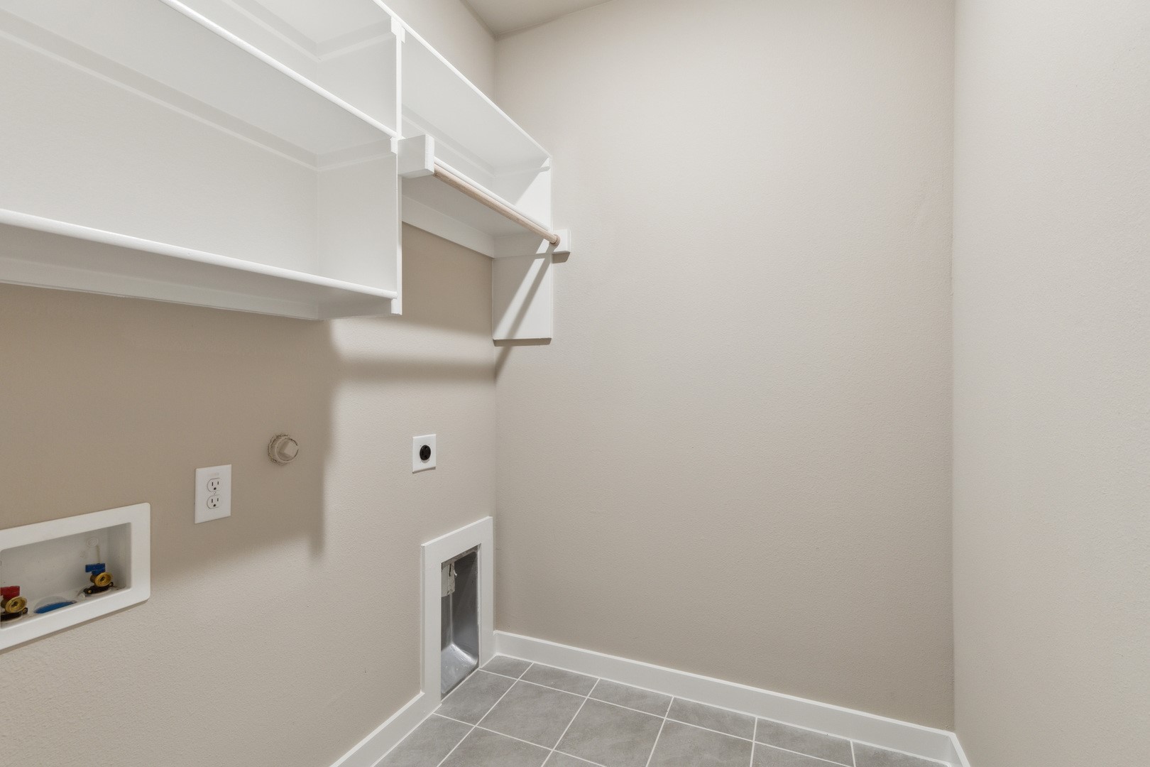 3906 Sandstone Drive