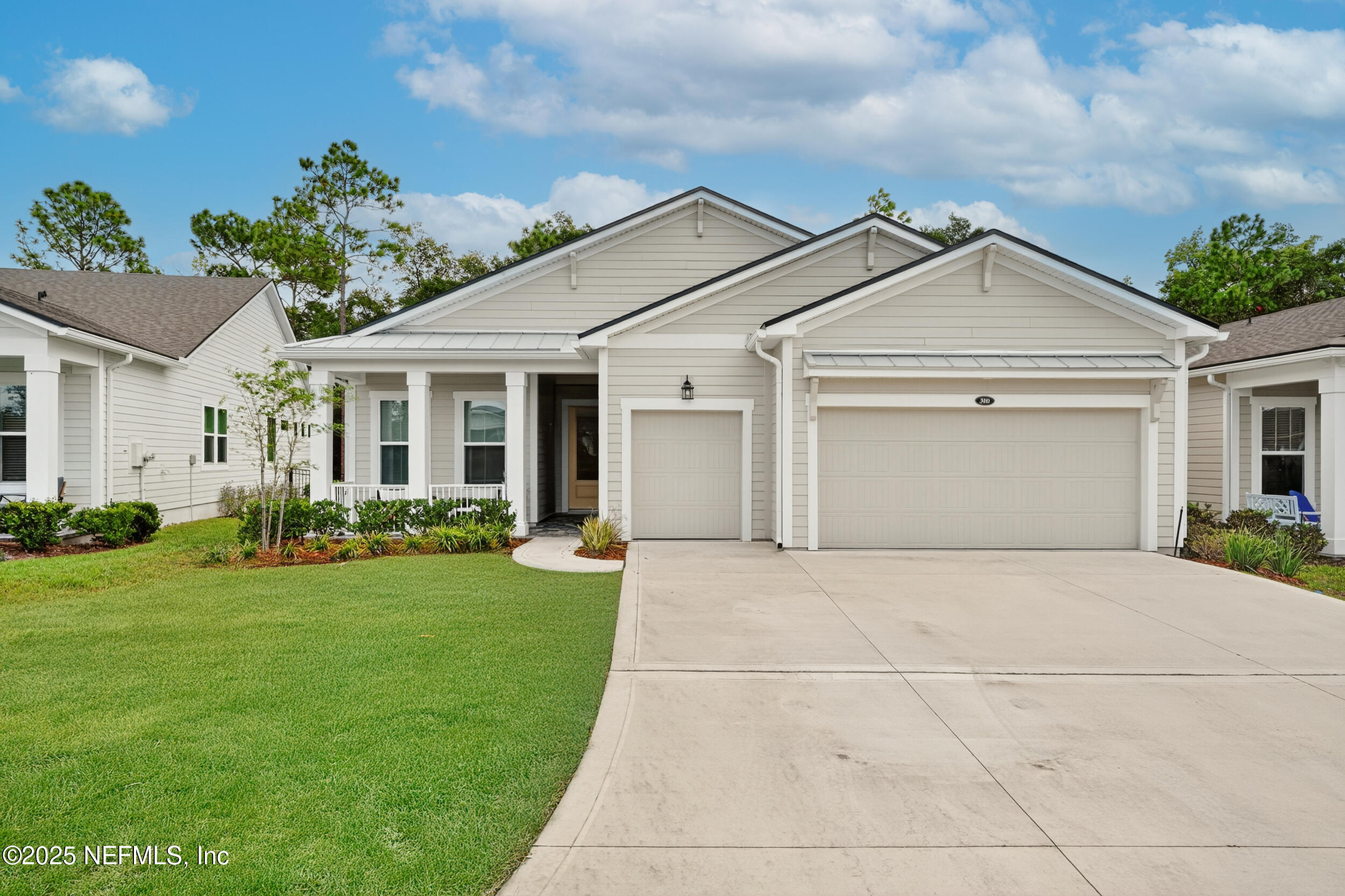300 LADYSLIPPER Drive, St. Johns