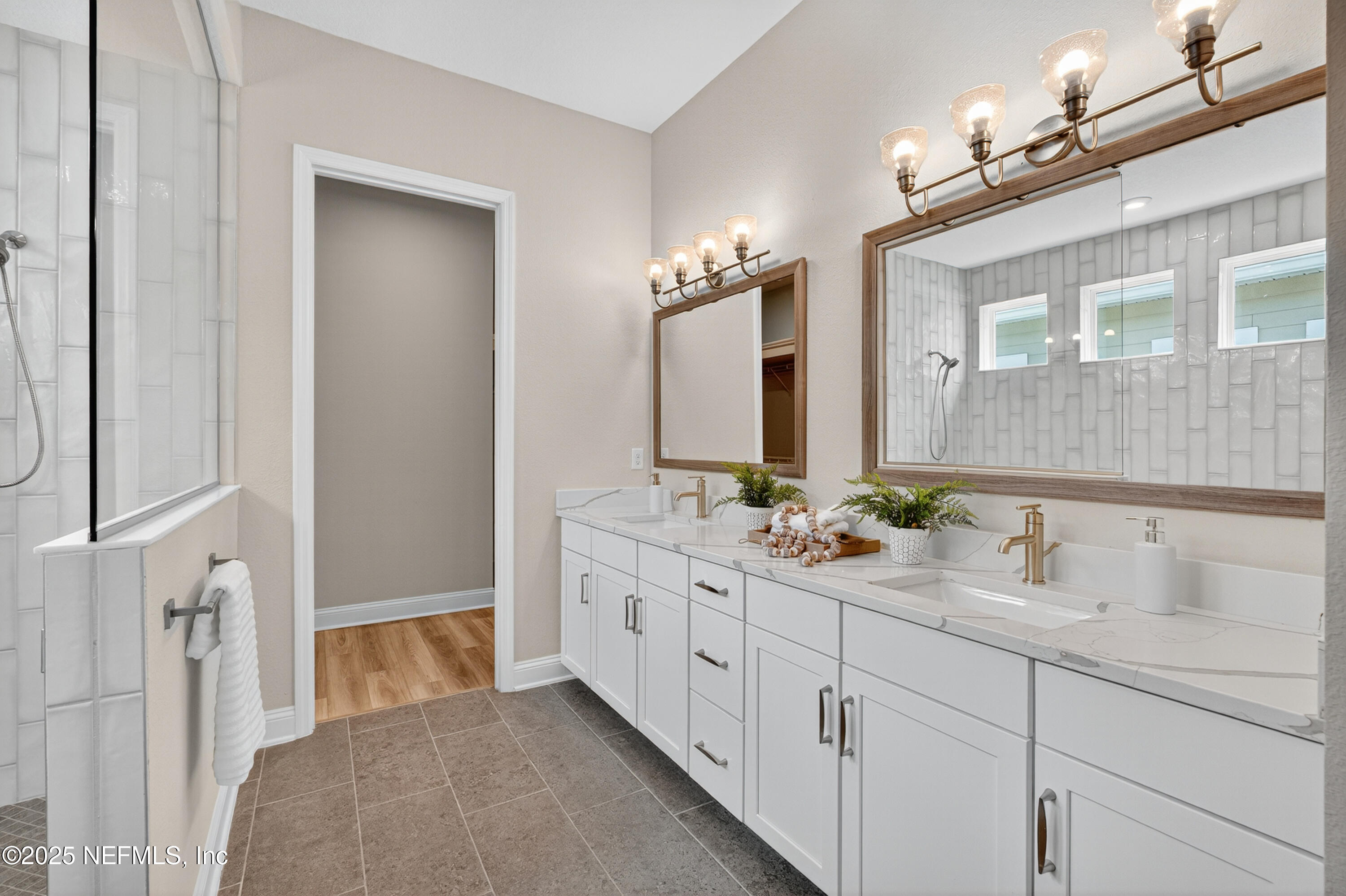 300 LADYSLIPPER Drive, St. Johns