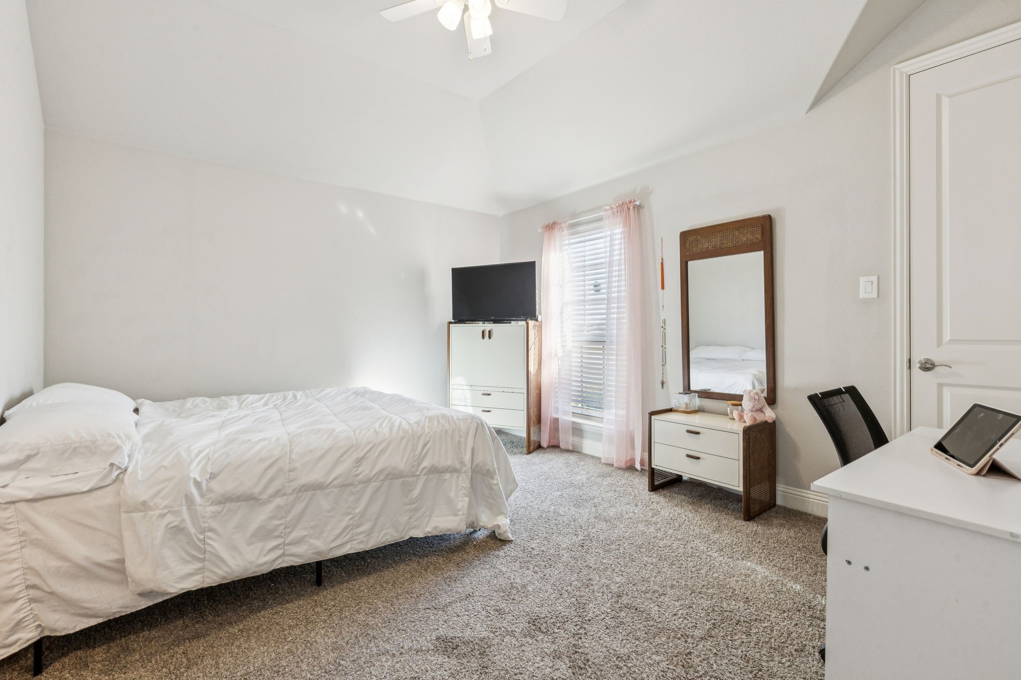 6319 Starr Drive