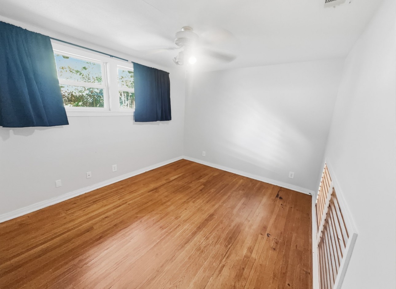 909 S Brown Avenue