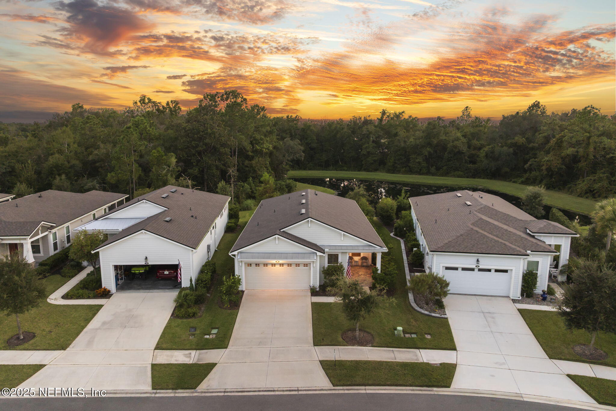 188 HOPTREE Place, St. Johns