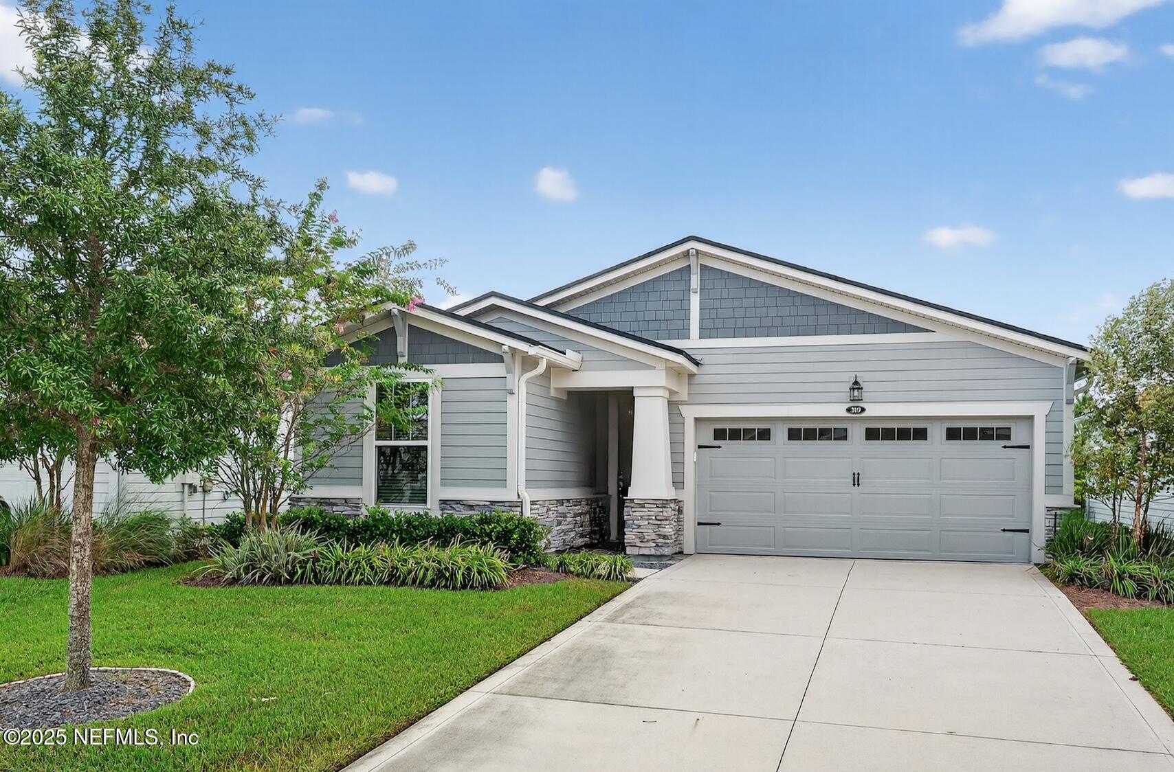 319 JUNIPER HILLS Drive, St. Johns