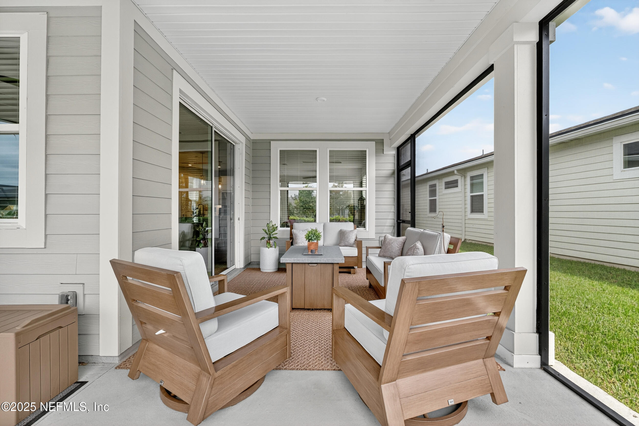 319 JUNIPER HILLS Drive, St. Johns