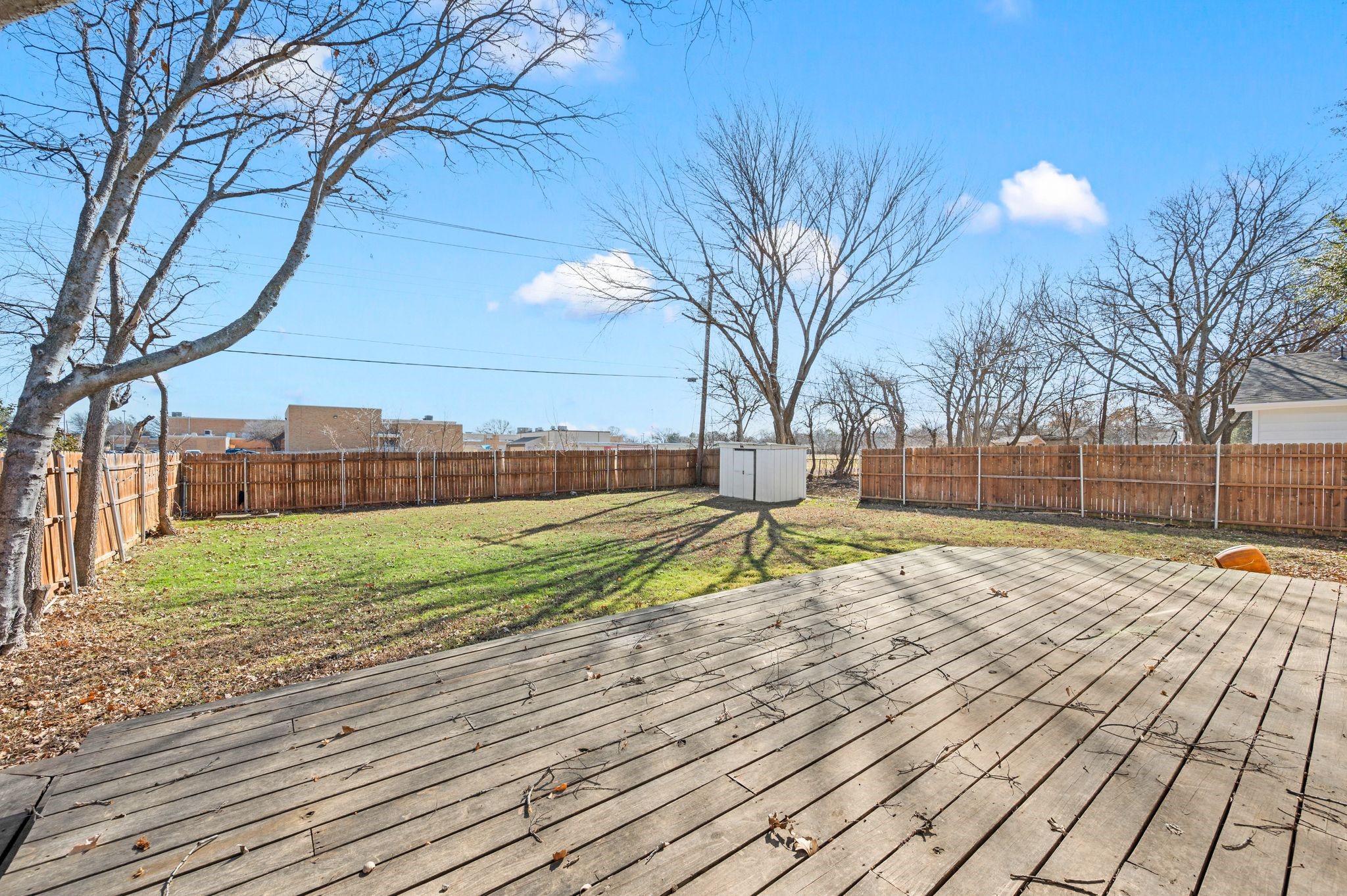 3809 Carolyn Road