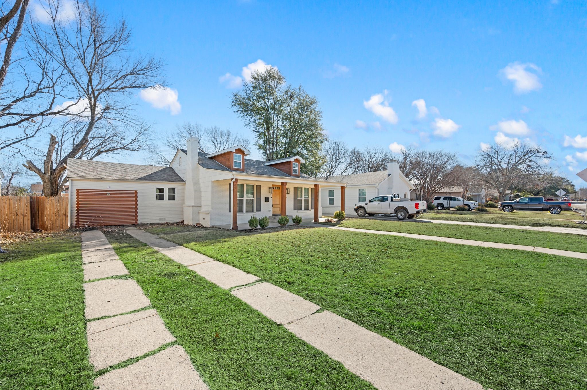 3809 Carolyn Road