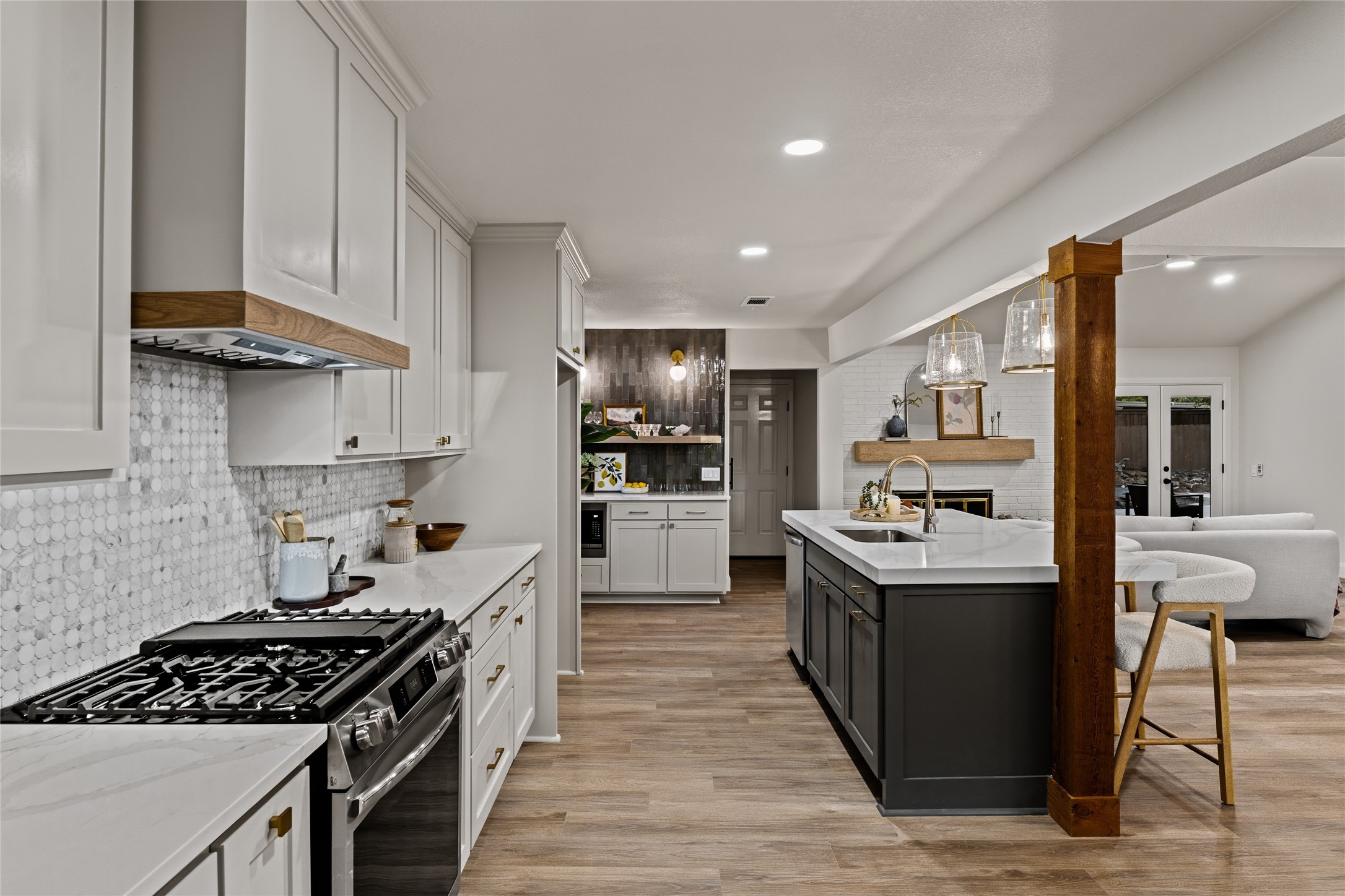 3002 Deep Valley Trail
