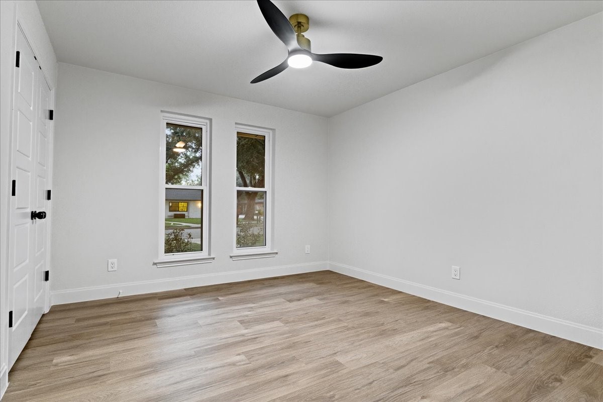 3002 Deep Valley Trail