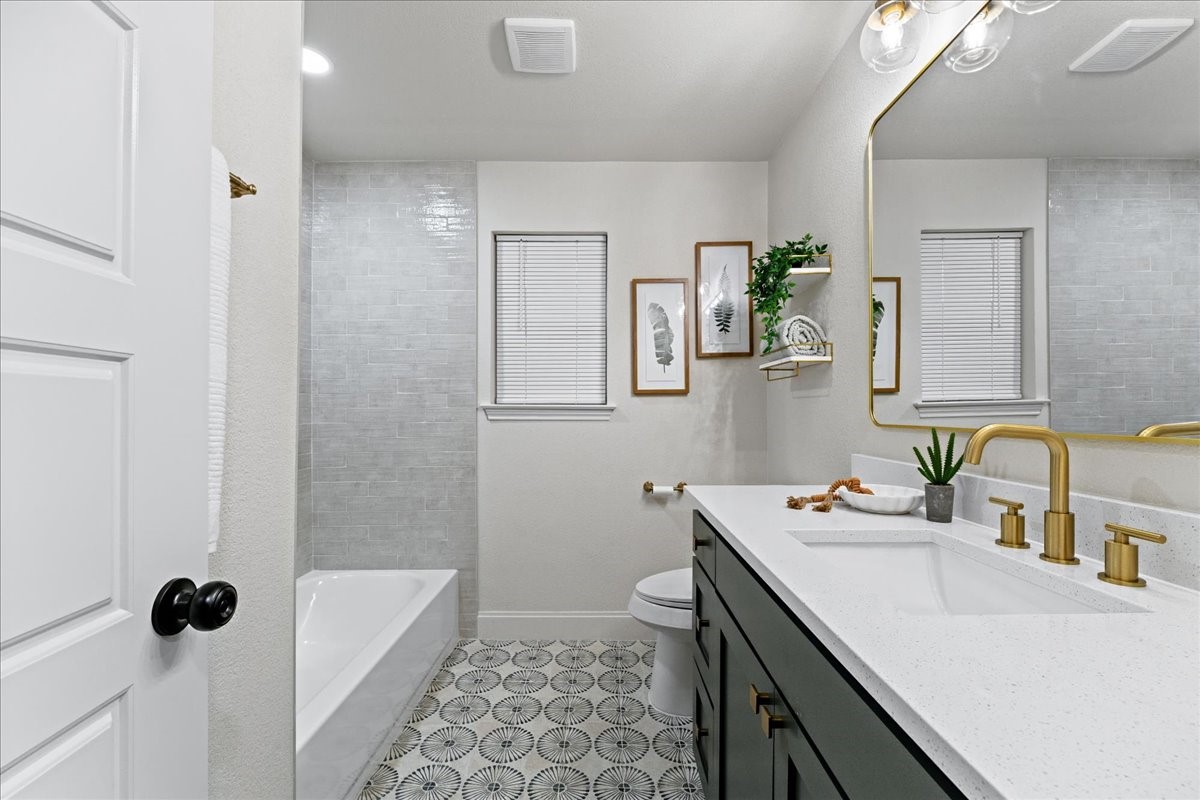 3002 Deep Valley Trail