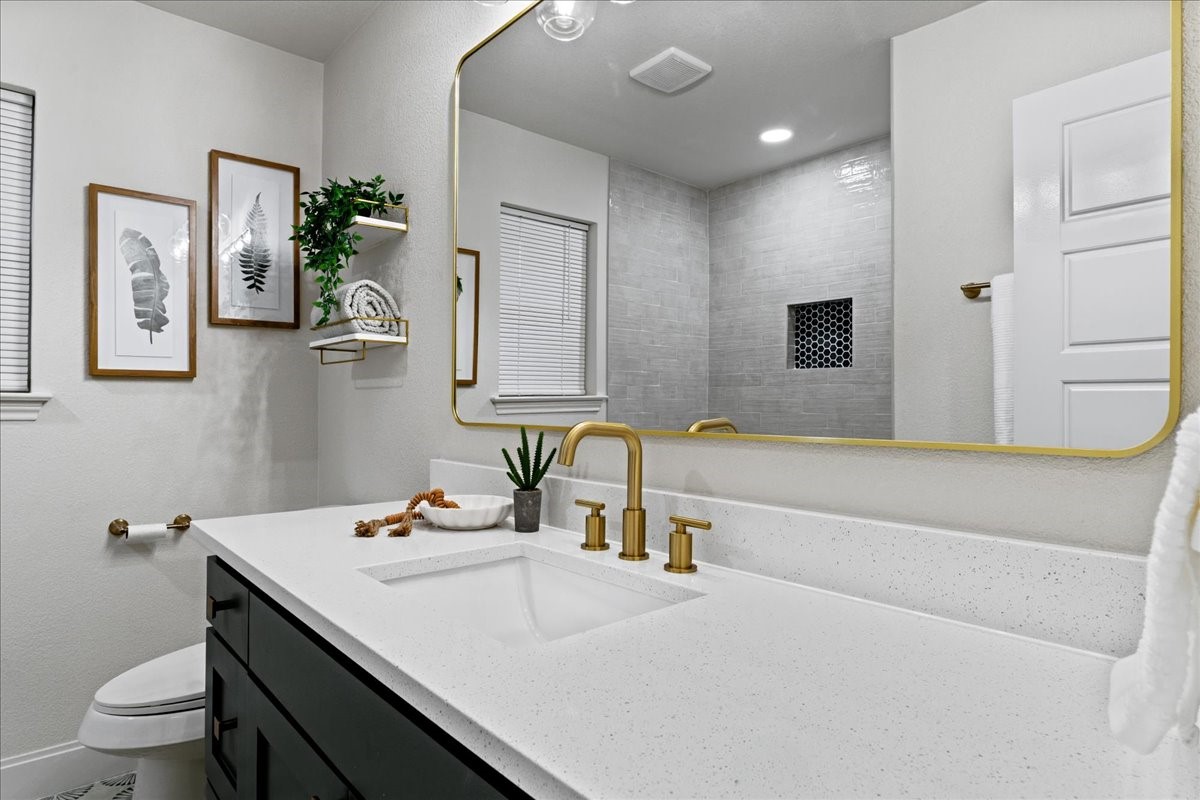 3002 Deep Valley Trail