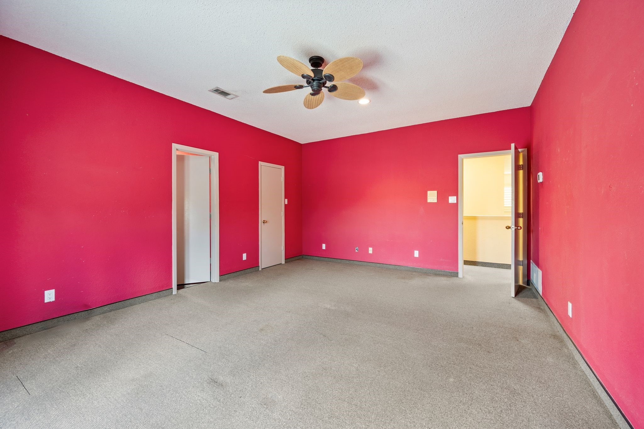 3118 Shadow Drive W