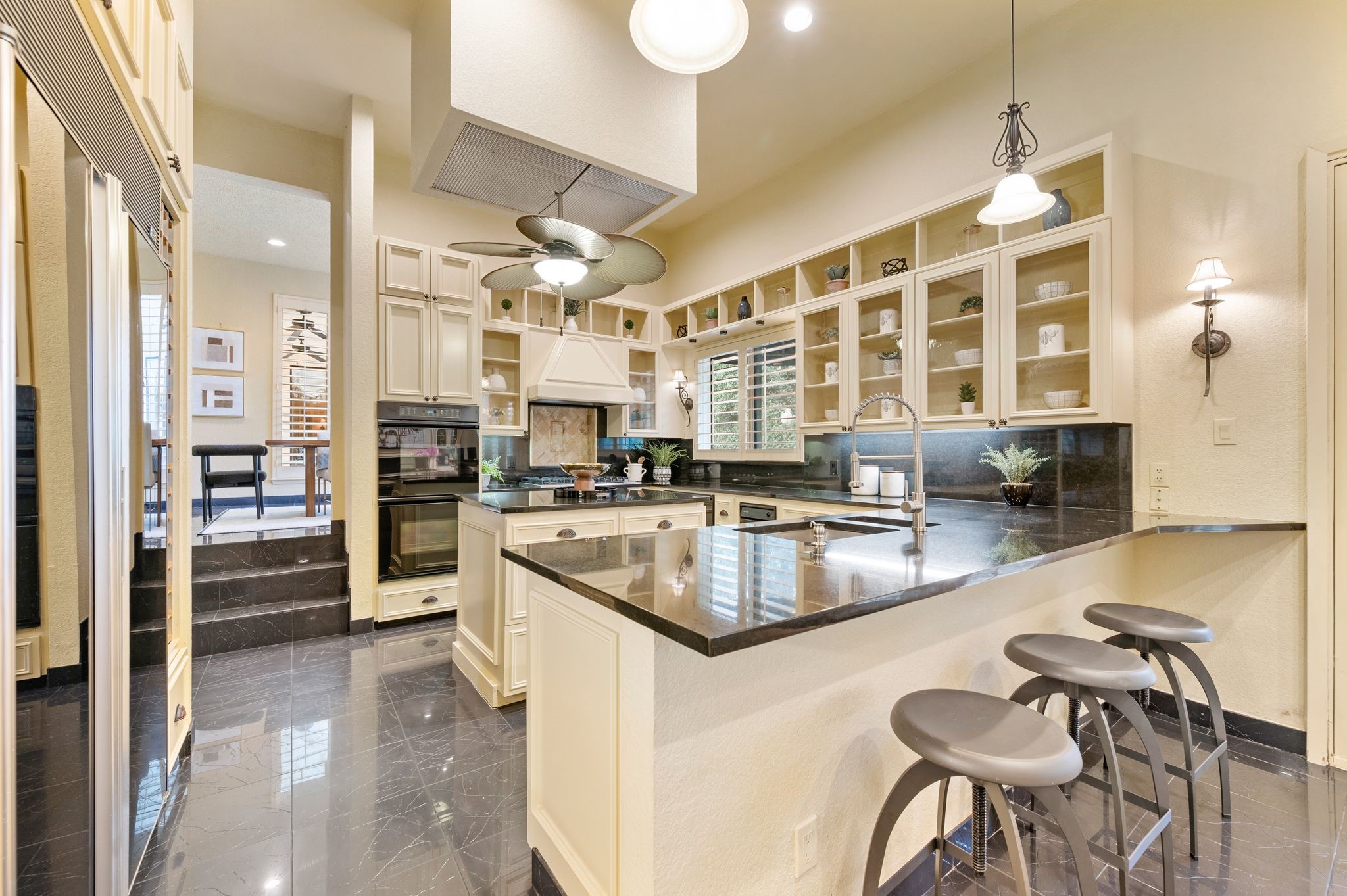 3118 Shadow Drive W