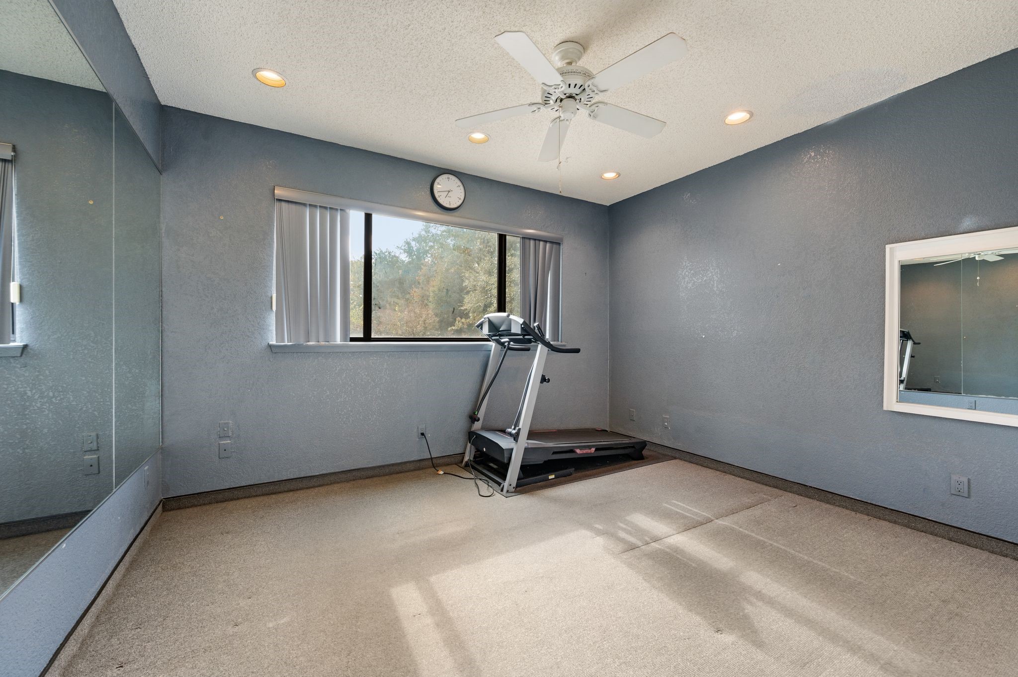 3118 Shadow Drive W