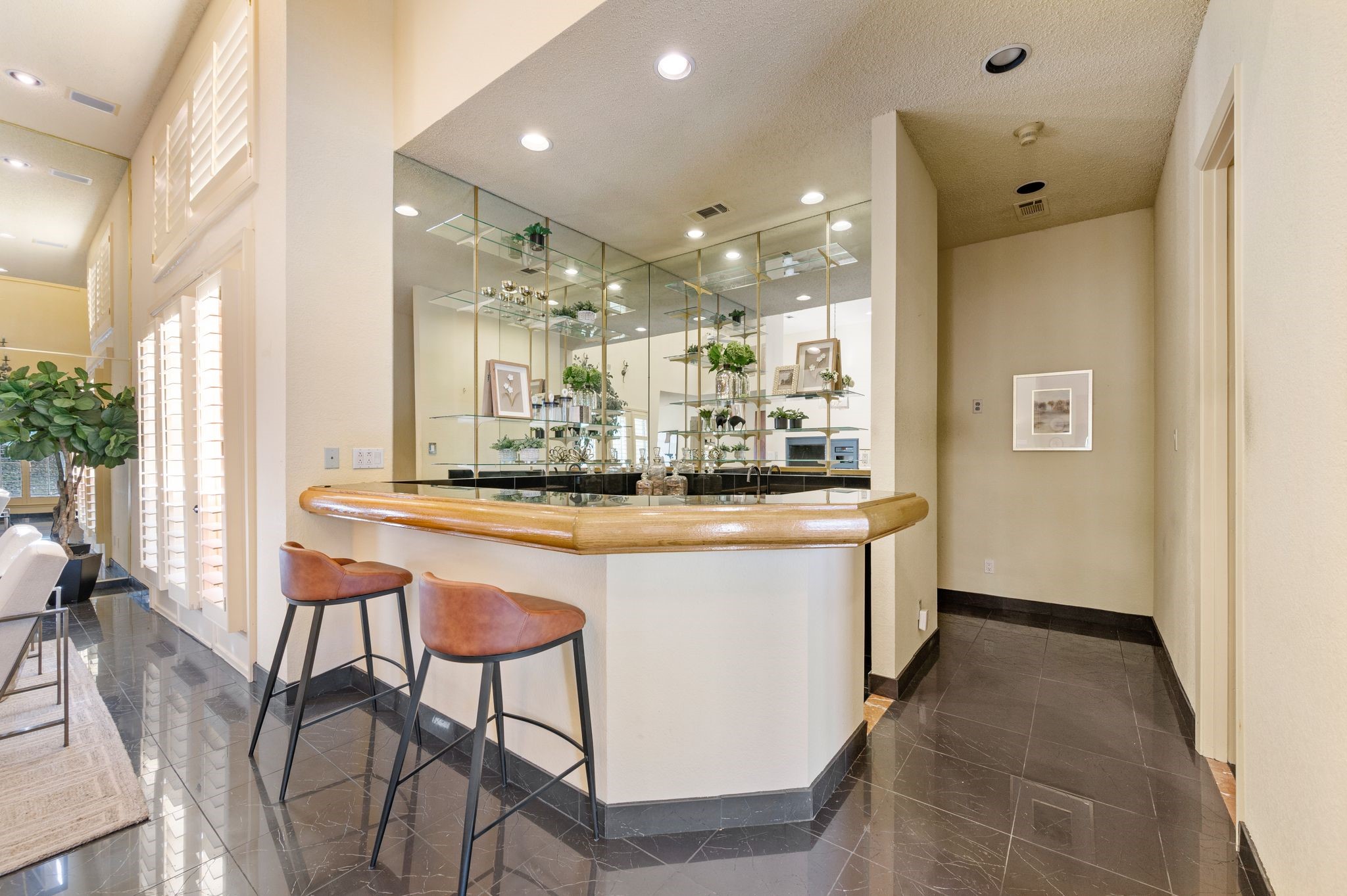 3118 Shadow Drive W