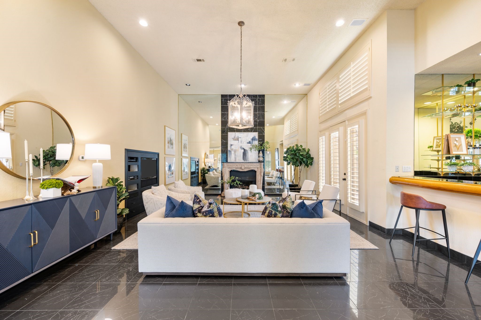 3118 Shadow Drive W
