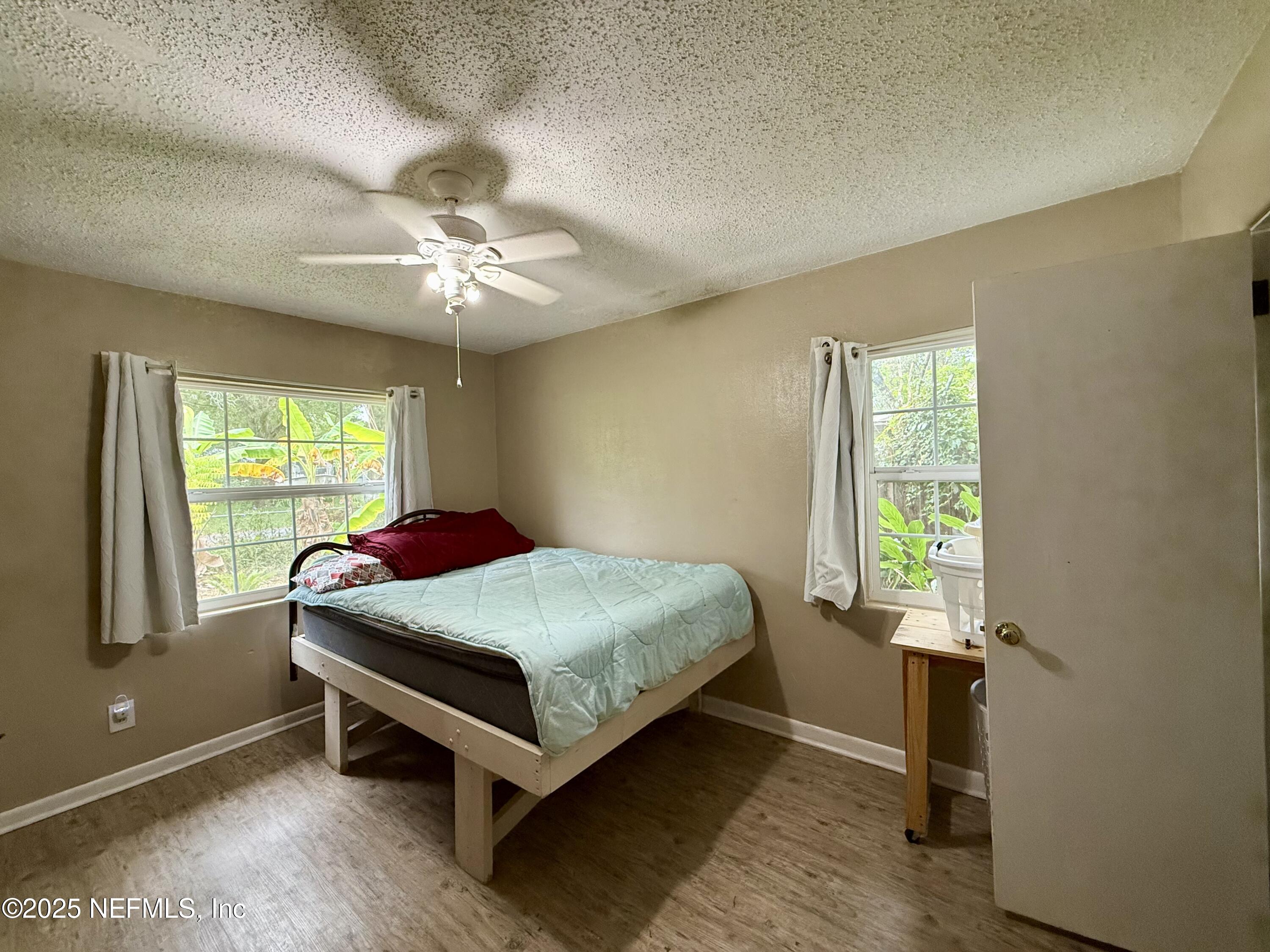 648 LUNA Court