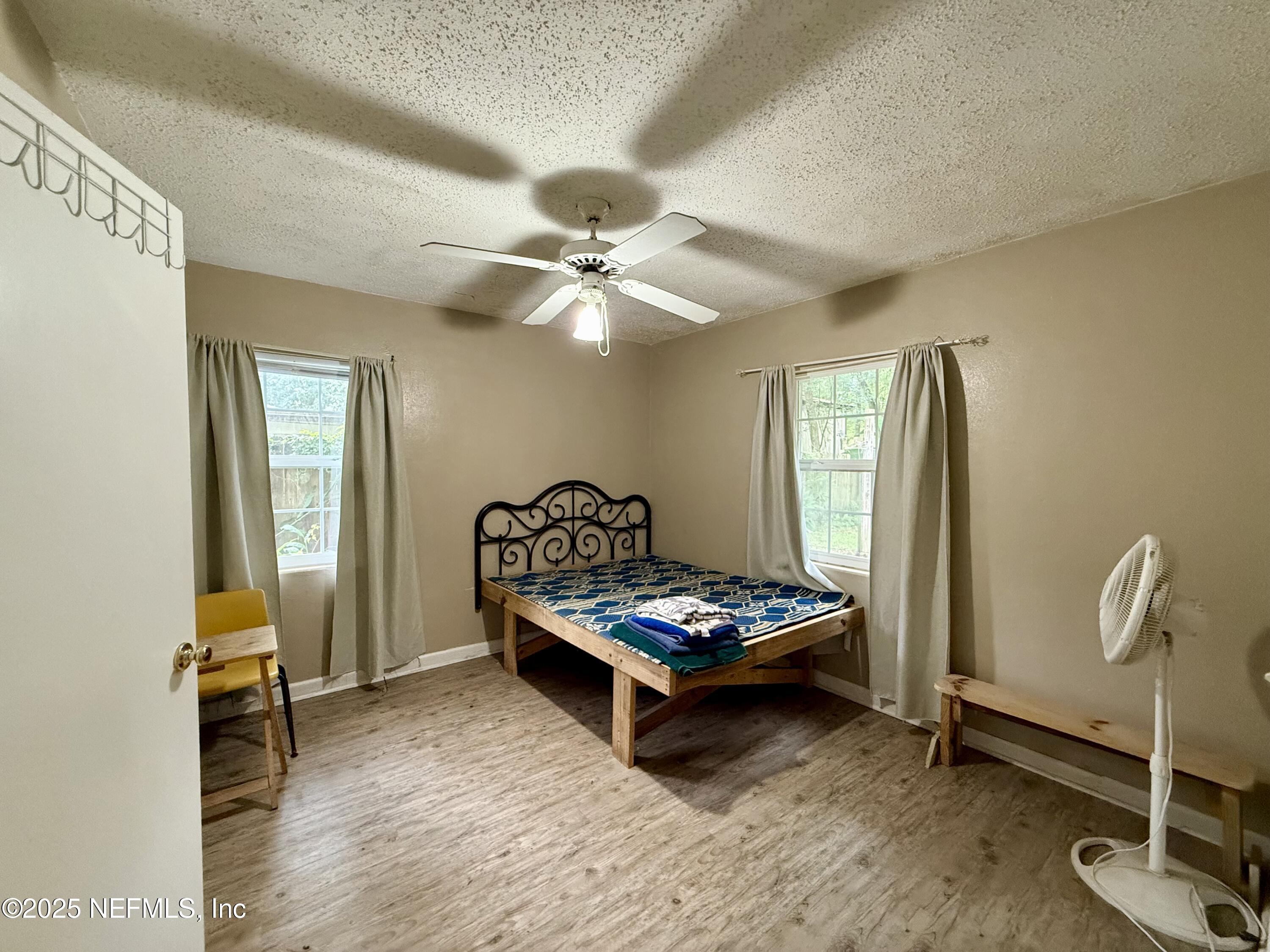648 LUNA Court